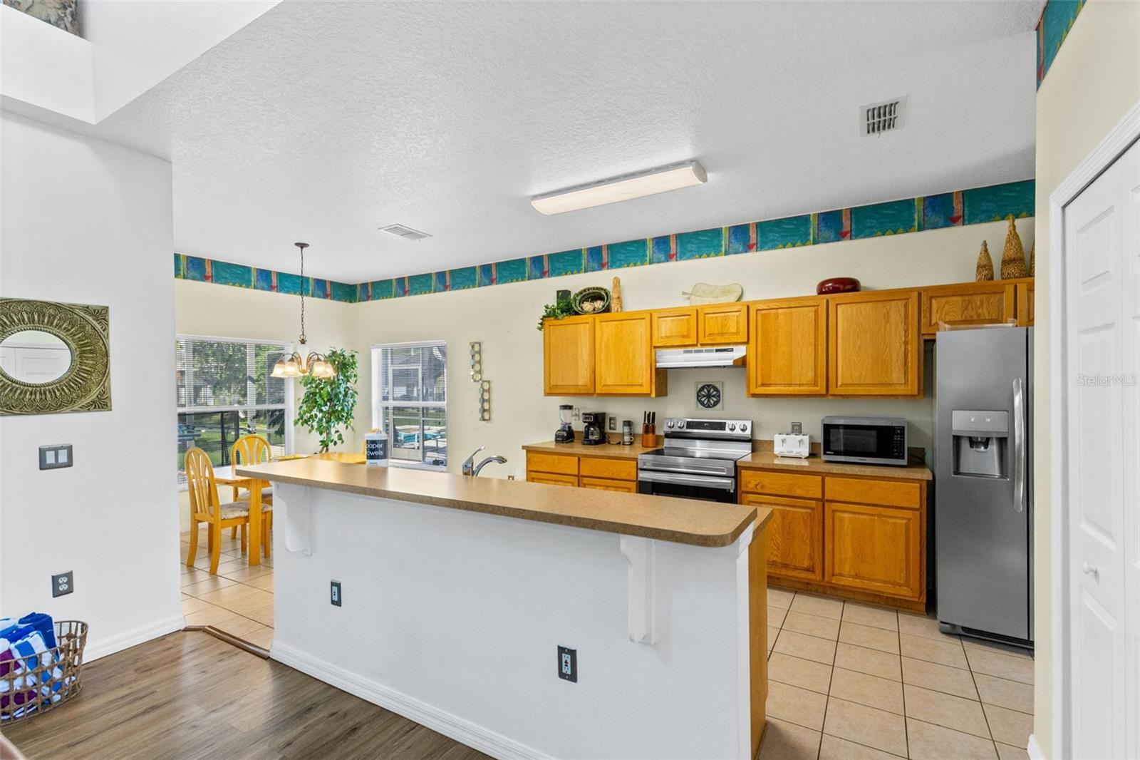Single Family Residence at 4602 CUMBRIAN LAKES DR, KISSIMMEE, photo 8 of 42