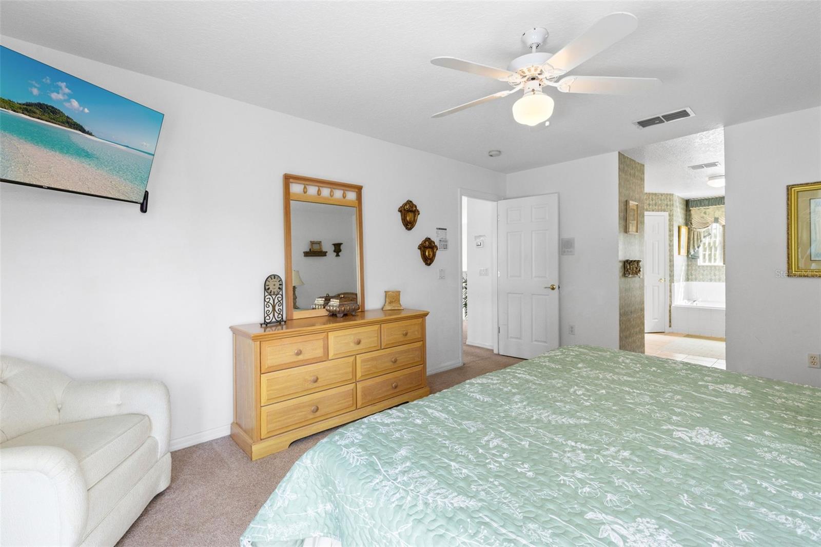 Single Family Residence at 4602 CUMBRIAN LAKES DR, KISSIMMEE, photo 25 of 42