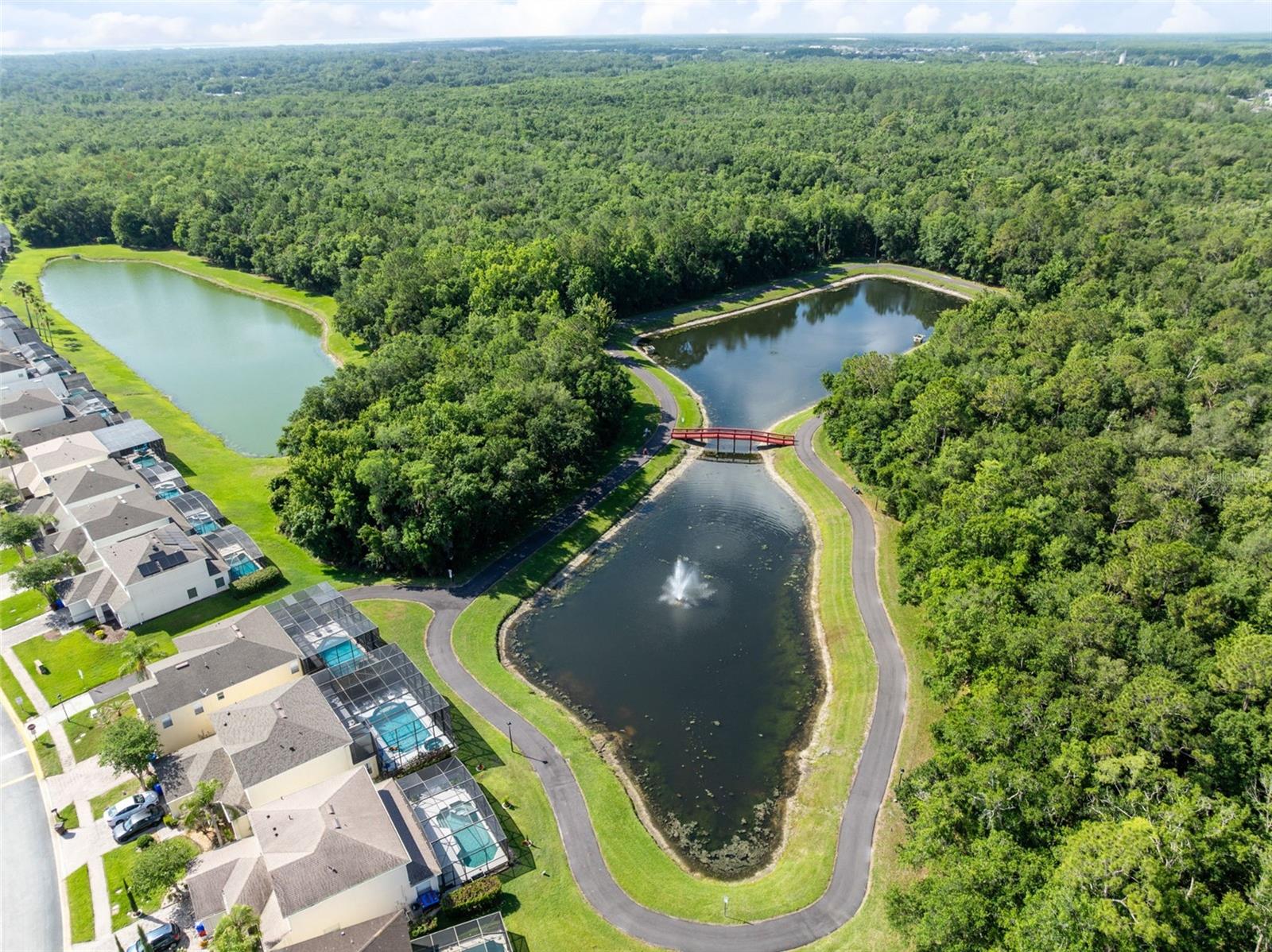 Single Family Residence at 4602 CUMBRIAN LAKES DR, KISSIMMEE, photo 38 of 42