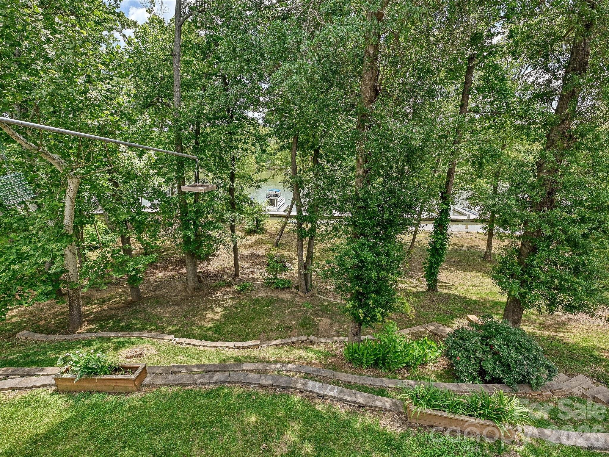 Catawba River-front home - 152 Lighthouse Road, Mount Holly