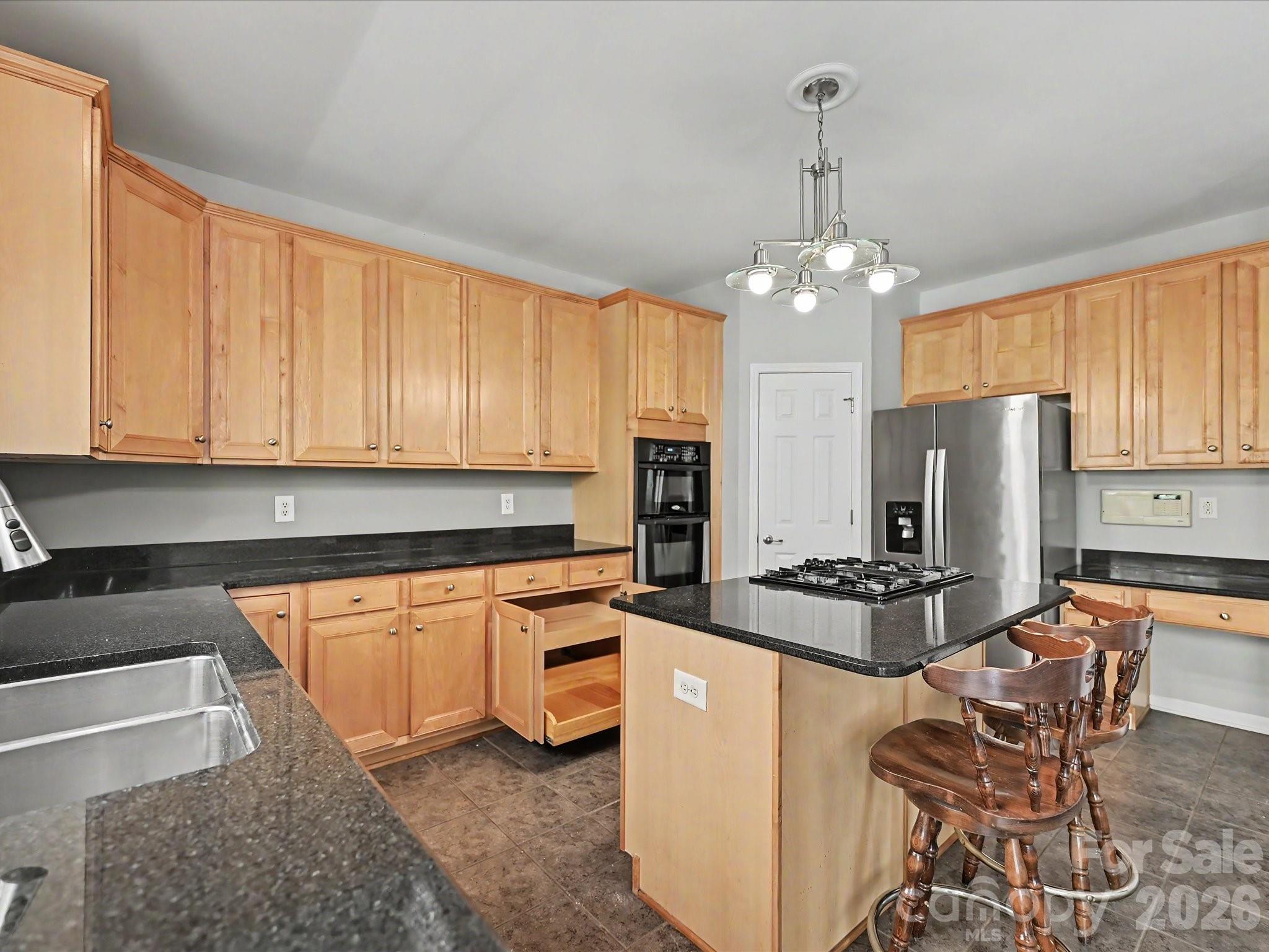 Kitchen with excellent 42" maple cabinets - 152 Lighthouse Road, Mount Holly