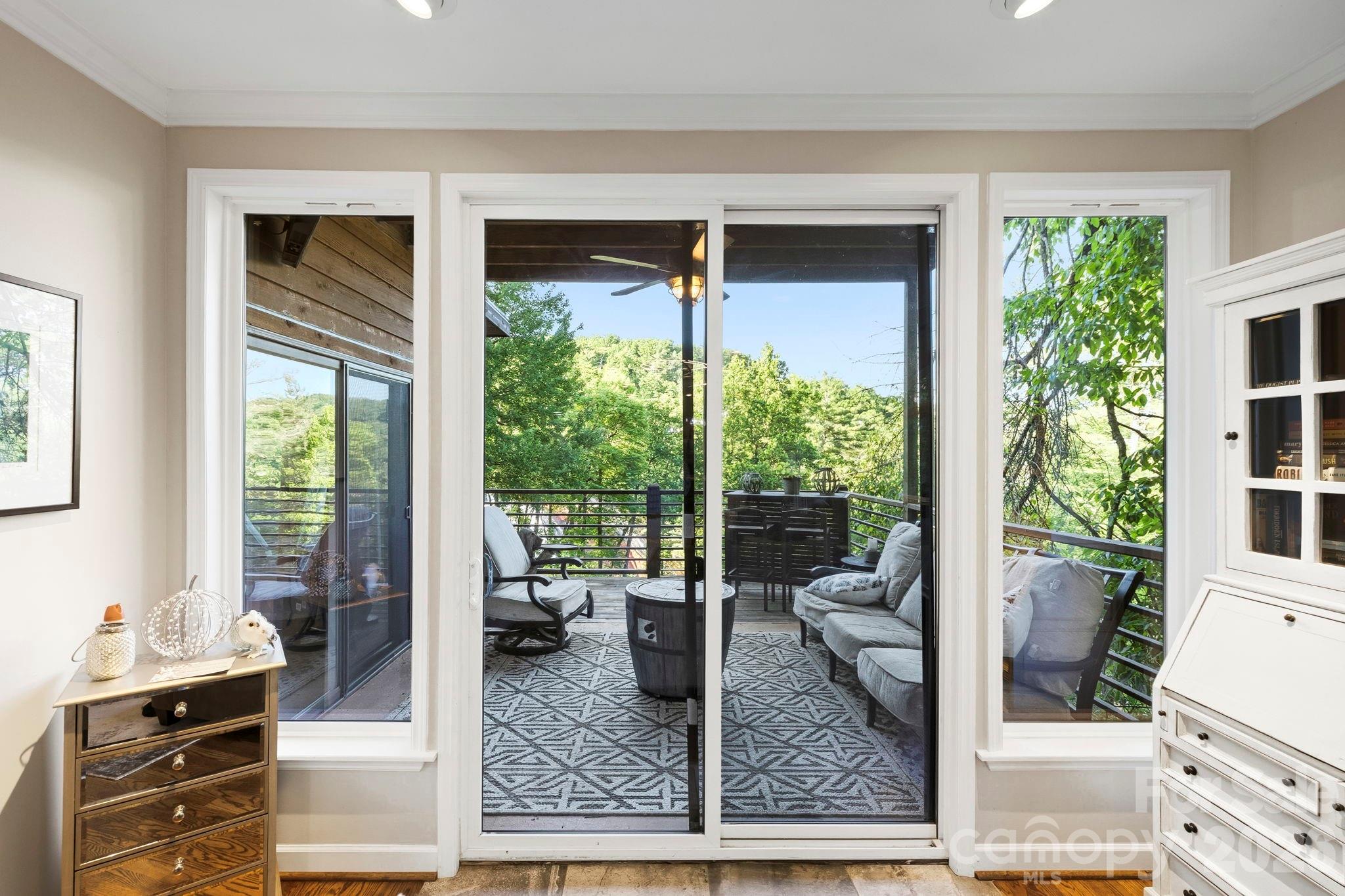 Slider onto Back Porch - 30 Lower Tanglewood Road E, Lake Toxaway