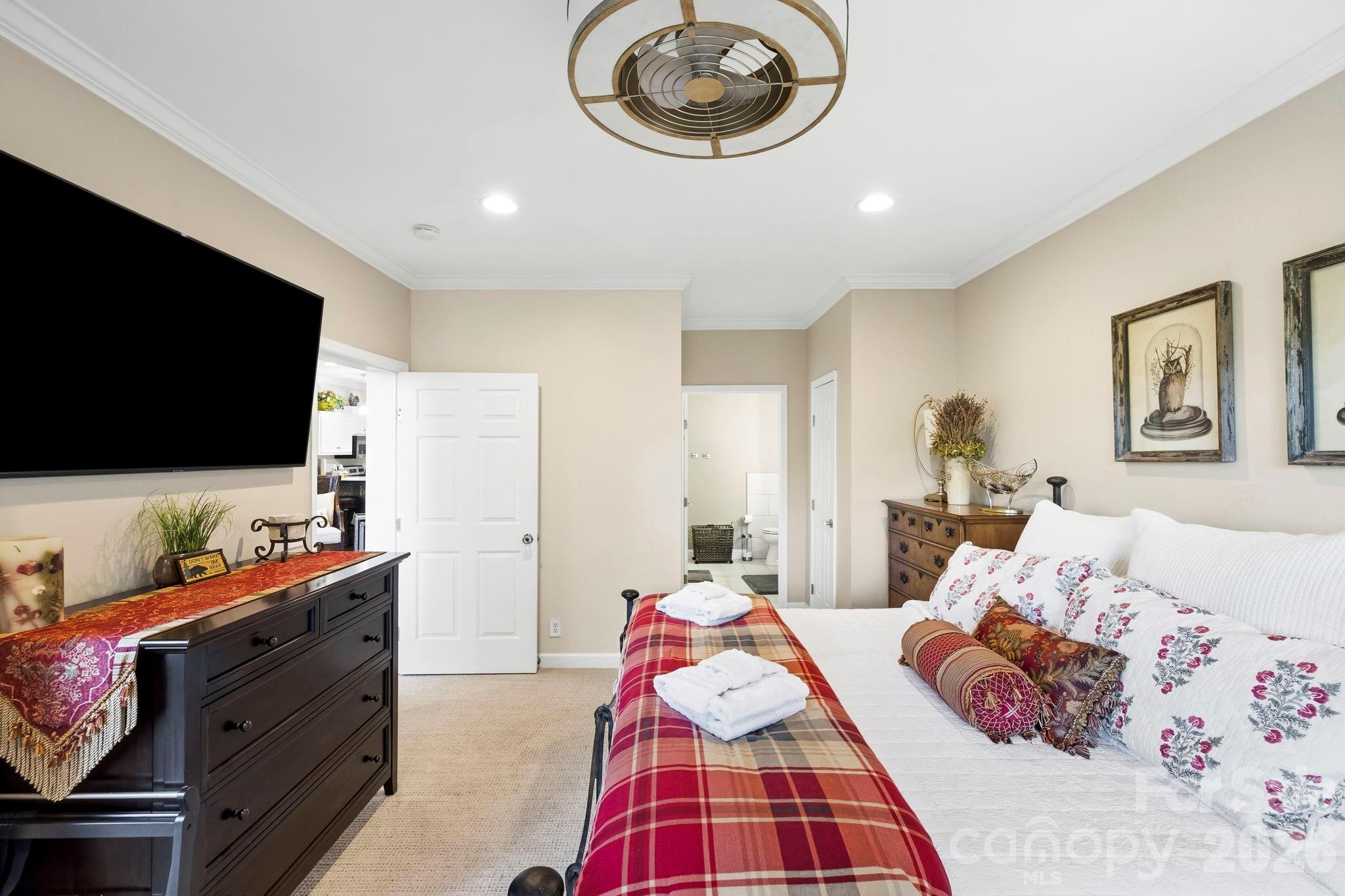 Primary Bedroom - 30 Lower Tanglewood Road E, Lake Toxaway