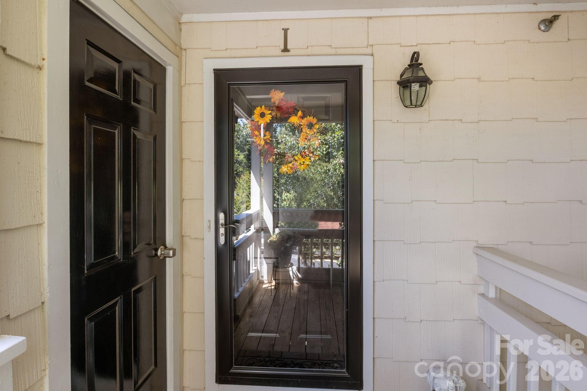 Condominium at 18009 Kings Point Drive, Cornelius, photo 4 of 42