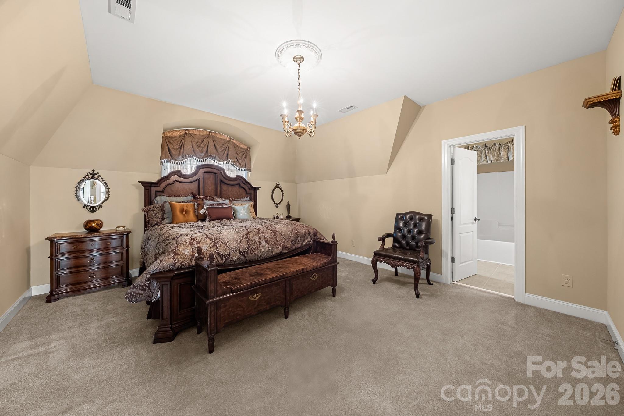 Single Family Residence at 331 Ivy Arbor Circle, Rock Hill, photo 20 of 48