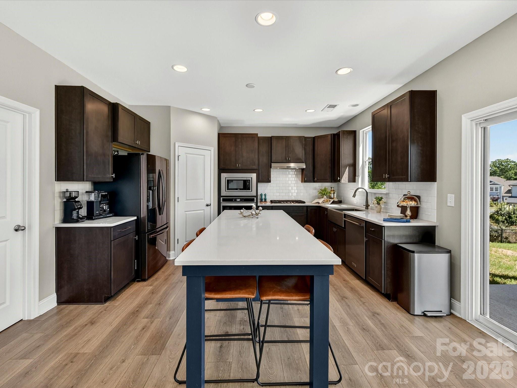 Built-in Wall Oven/Microwave, and Wide Plank Durable Flooring - 6203 Six String Court, Fort Mill