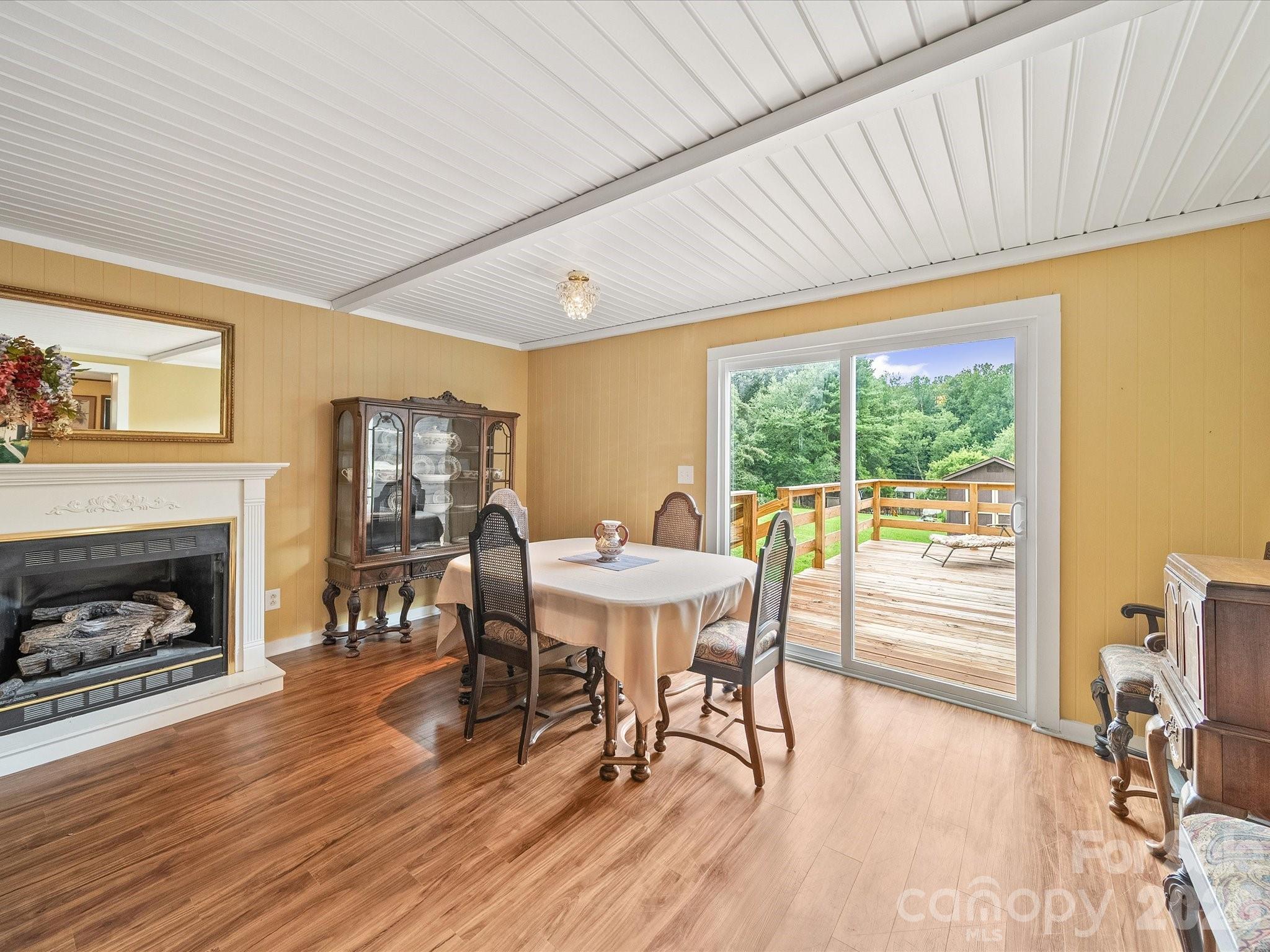 Single Family Residence at 3510 Flint Drive, Statesville, photo 15 of 48