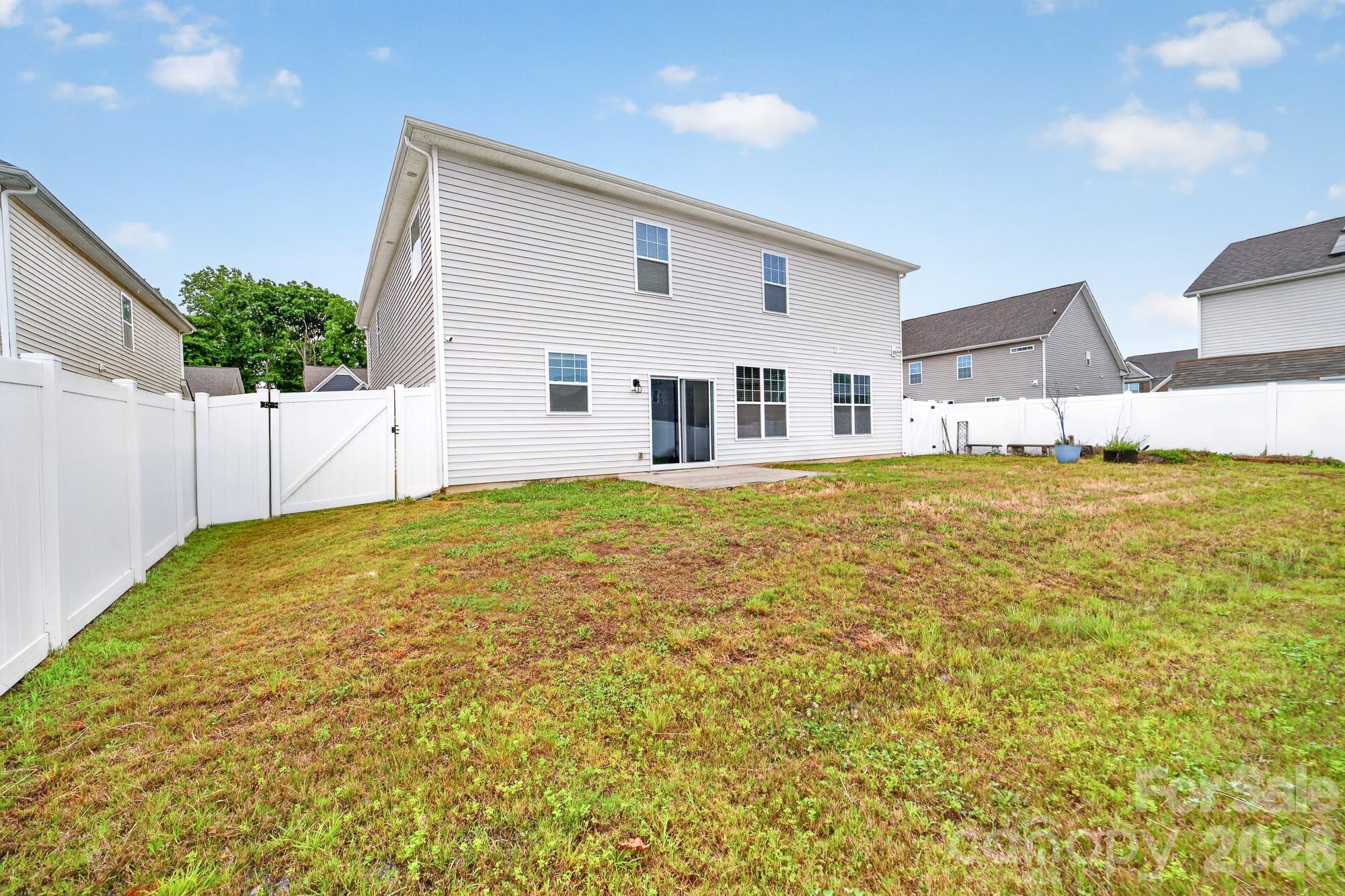 Fenced in backyard - 5972 Redwood Pine Road, Concord