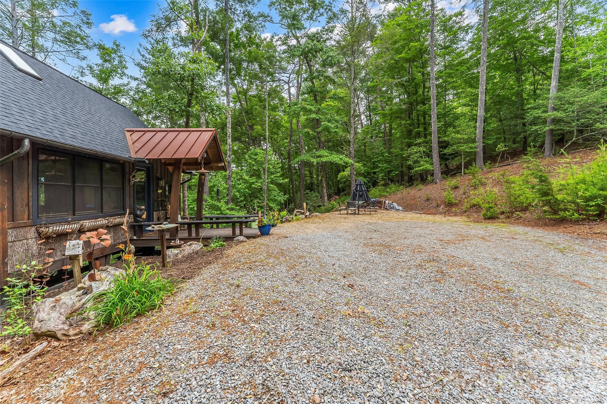Single Family Residence at 130 Settlement Ridge Drive, Marion, photo 23 of 44