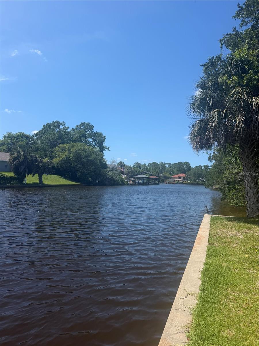 14 FLAGLER PL