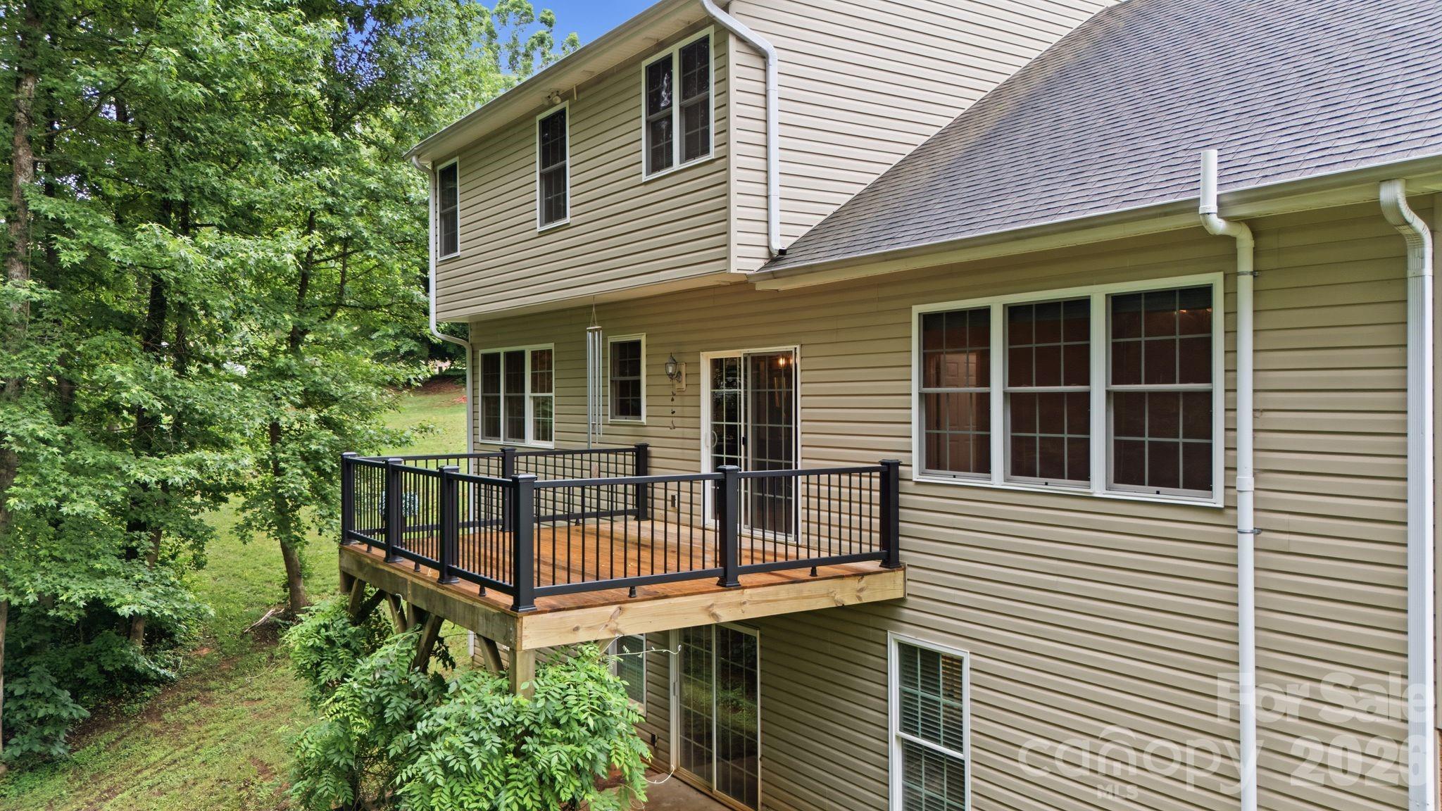 Single Family Residence at 190 Meadow Glen Drive, Troutman, photo 46 of 47