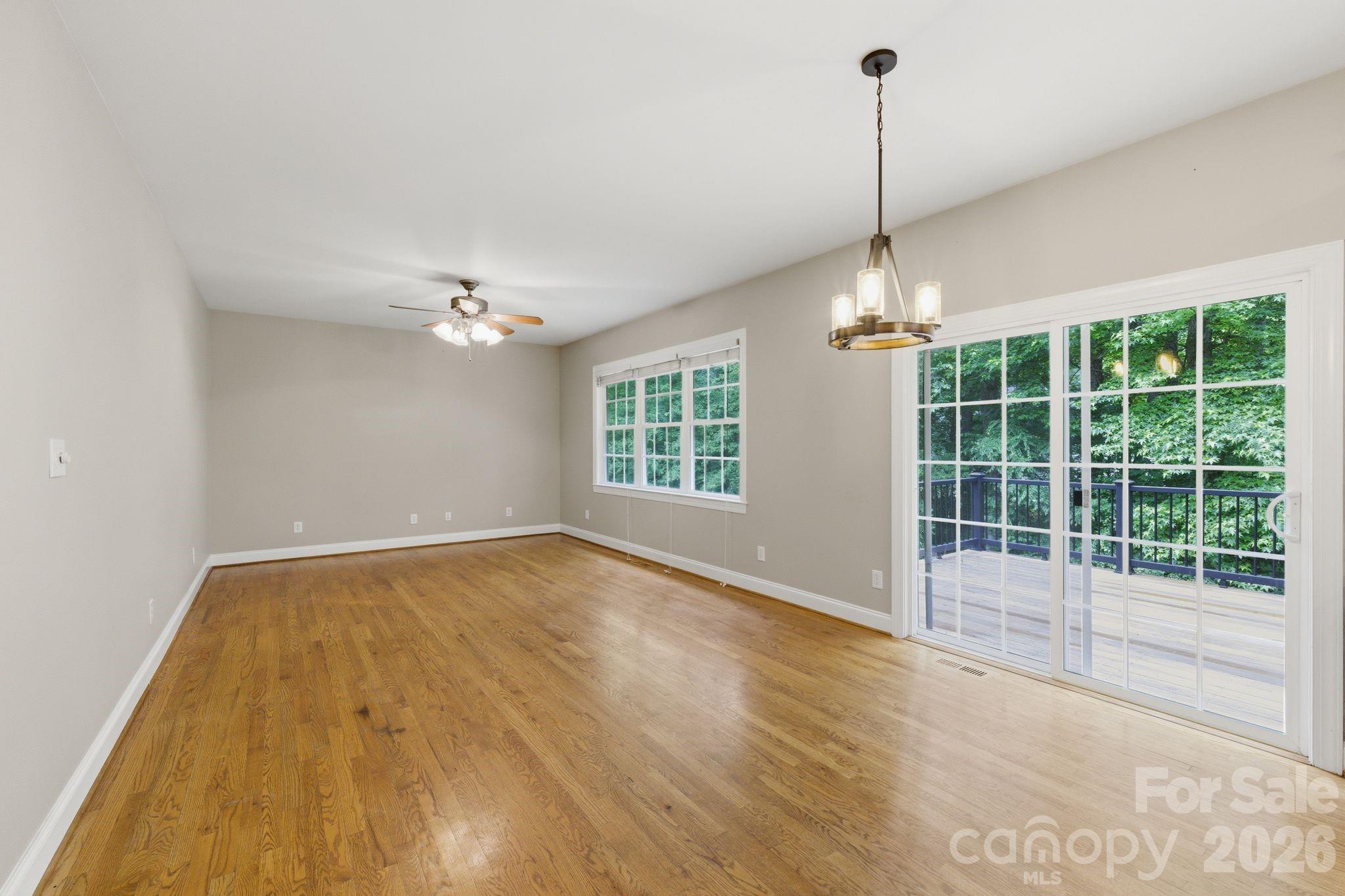 Single Family Residence at 190 Meadow Glen Drive, Troutman, photo 10 of 47