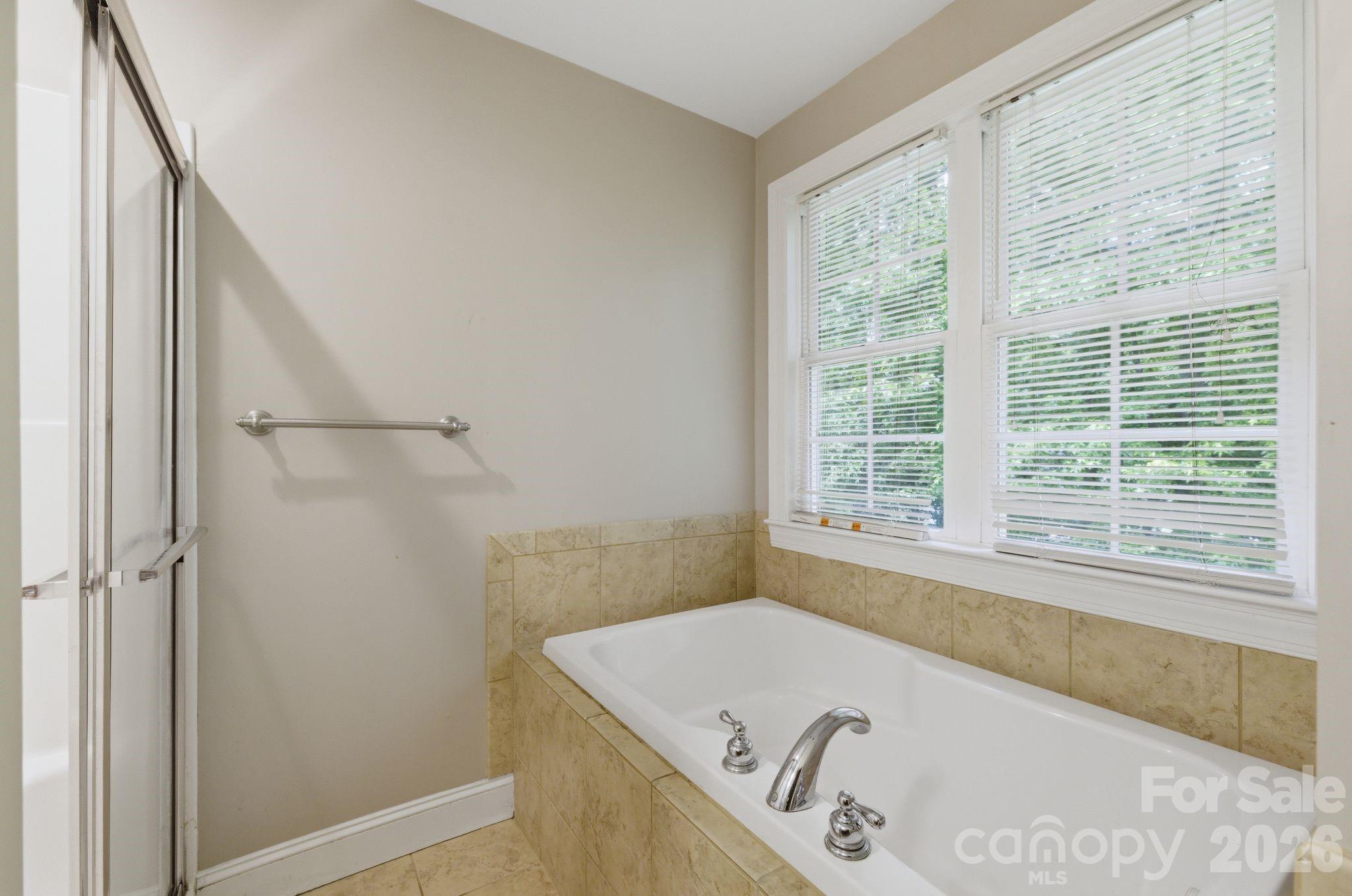 Single Family Residence at 190 Meadow Glen Drive, Troutman, photo 33 of 47