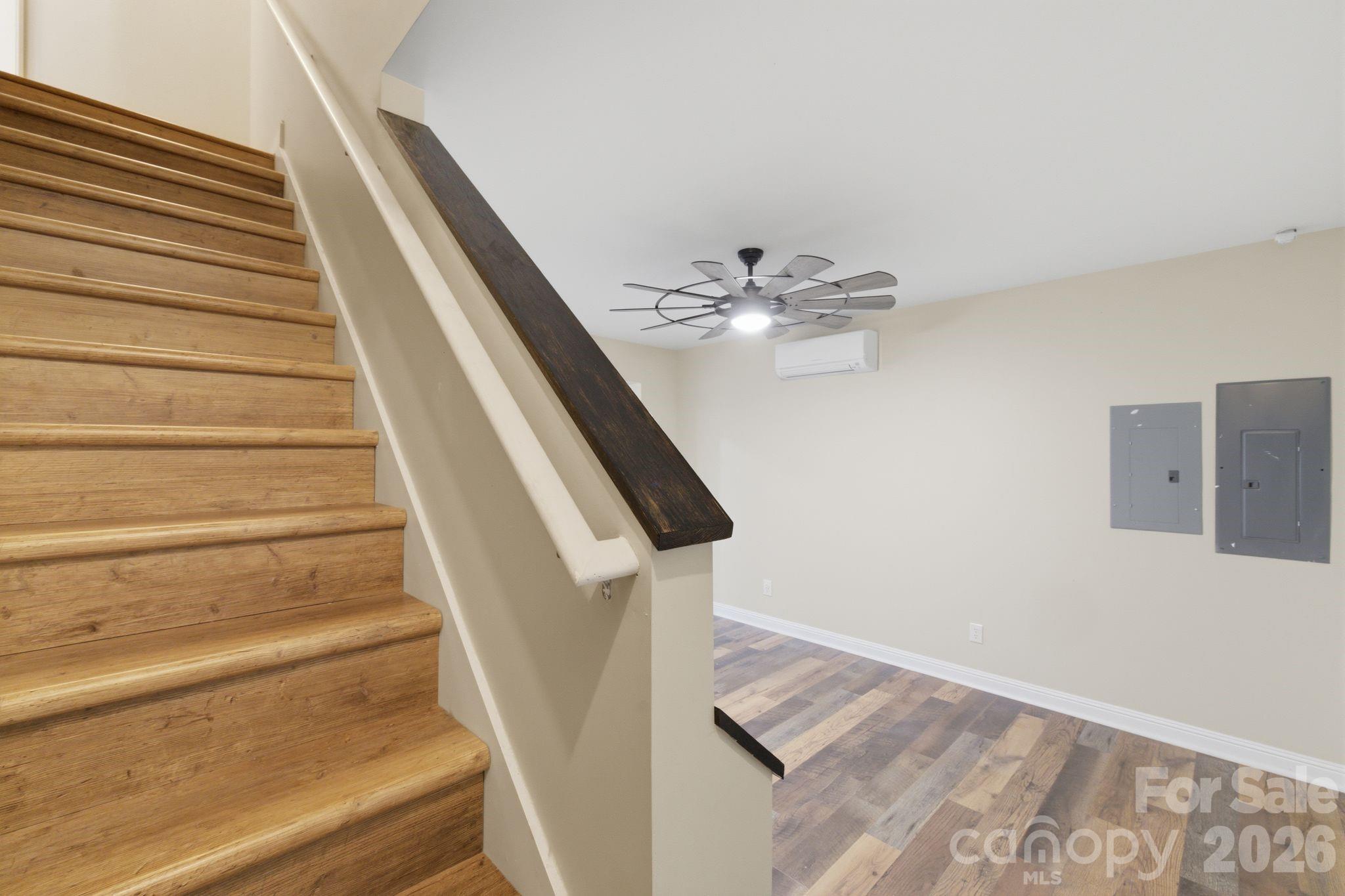 Single Family Residence at 190 Meadow Glen Drive, Troutman, photo 34 of 47
