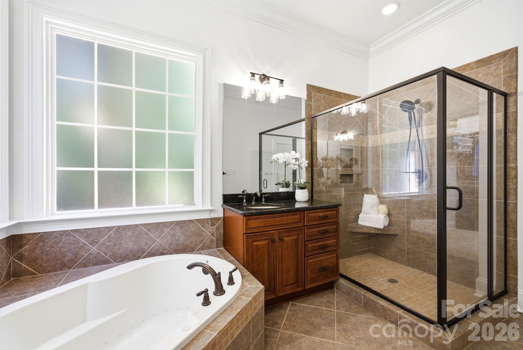 En-Suite Bathroom - 16000 Sunset Drive, Huntersville