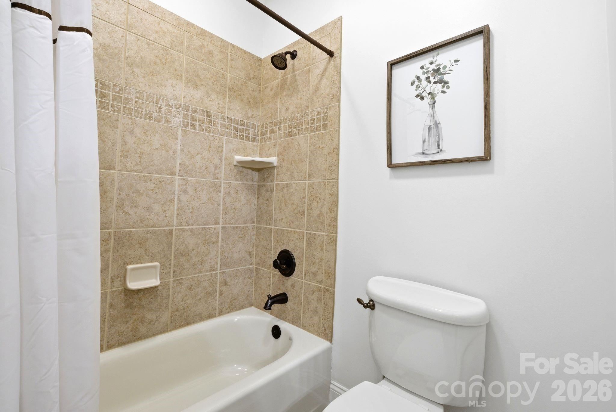Upper Bathroom 1 - 16000 Sunset Drive, Huntersville