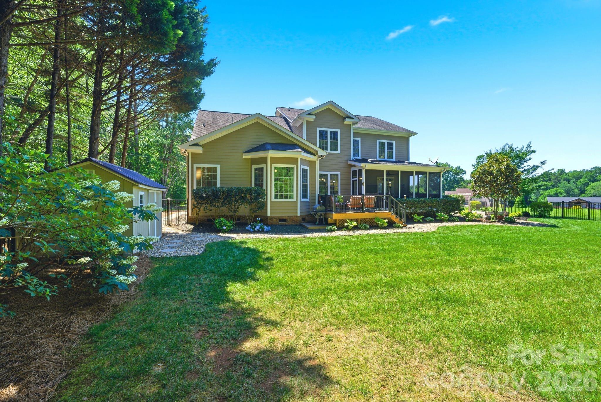 Single Family Residence at 16000 Sunset Drive, Huntersville, photo 36 of 44