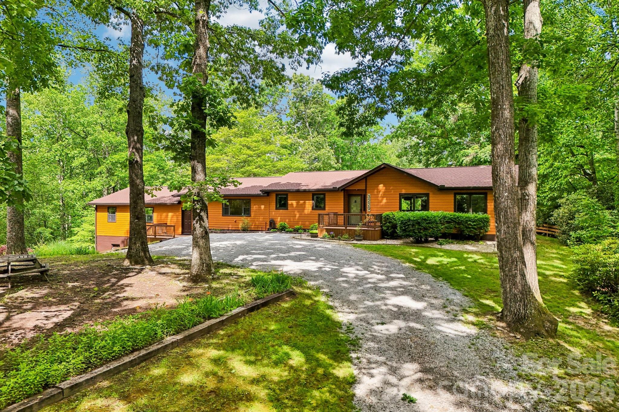 3229 N Bearwallow Road