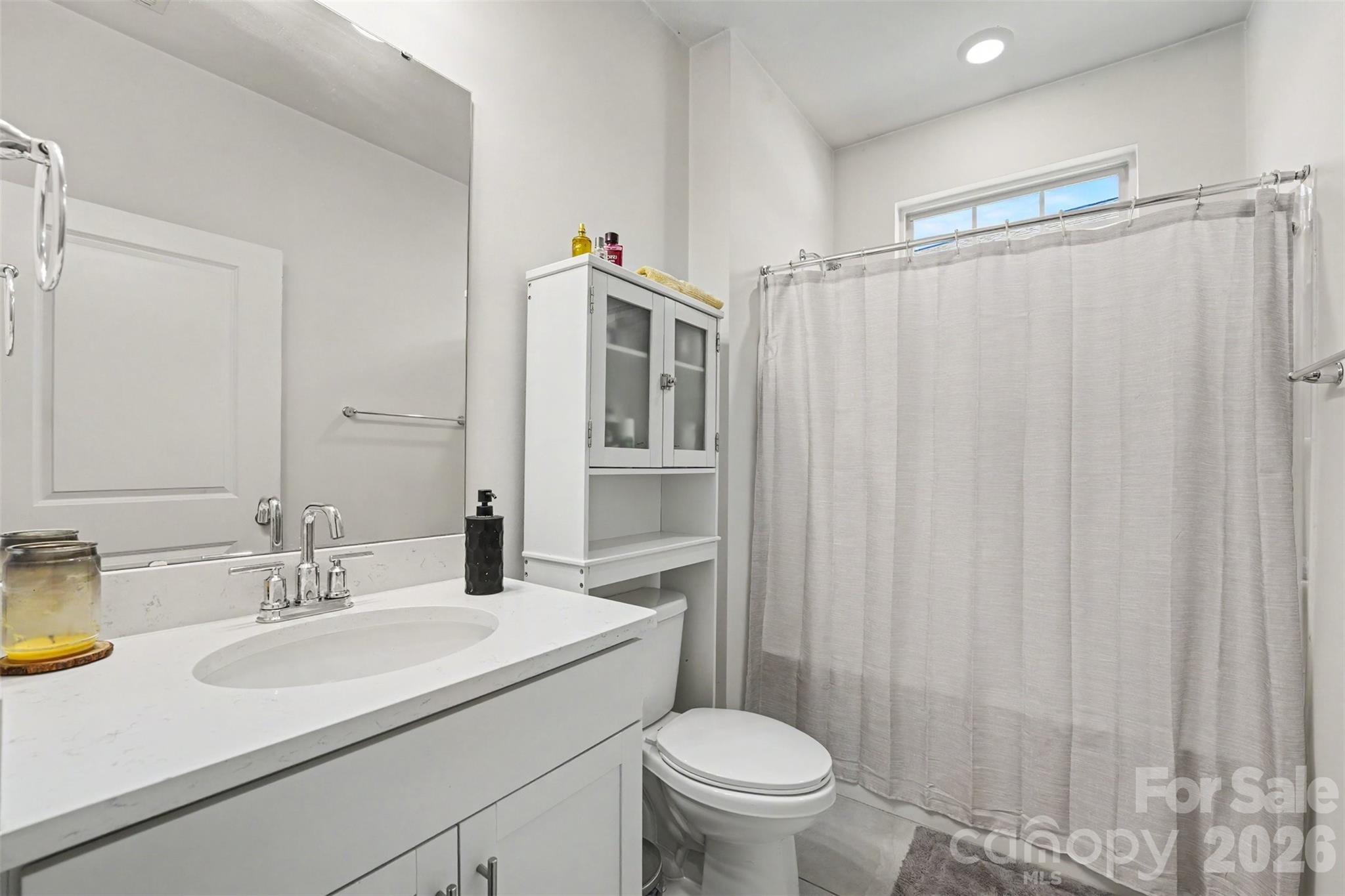 Single Family Residence at 130 Ari Avenue, Troutman, photo 19 of 23