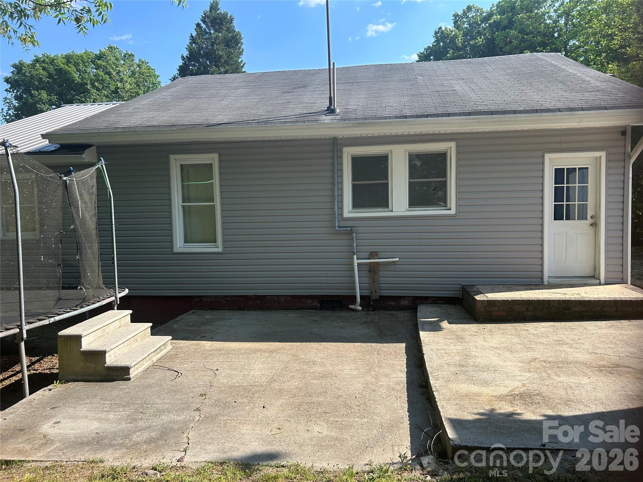 Single Family Residence at 1320 Lowder Street, Albemarle, photo 2 of 21