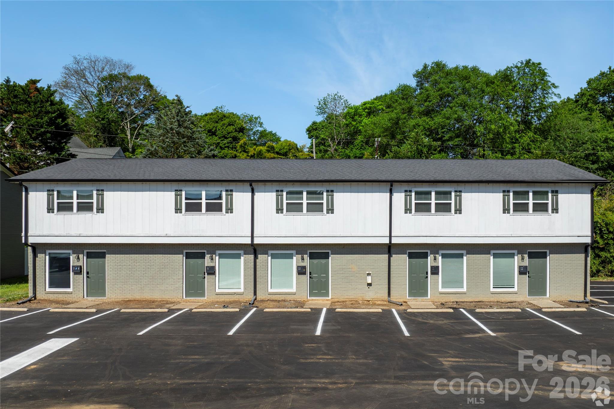 Apartment at 300 E Charlotte Avenue, Mount Holly, photo 2 of 16