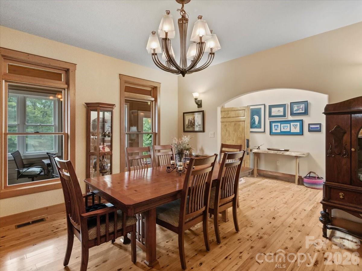 Dining room - 750 Barebridge Drive, Burnsville