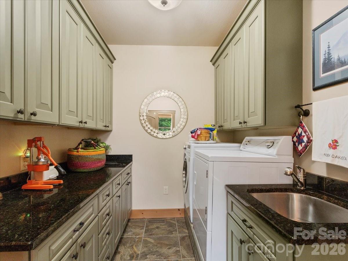 Laundry on main level - 750 Barebridge Drive, Burnsville