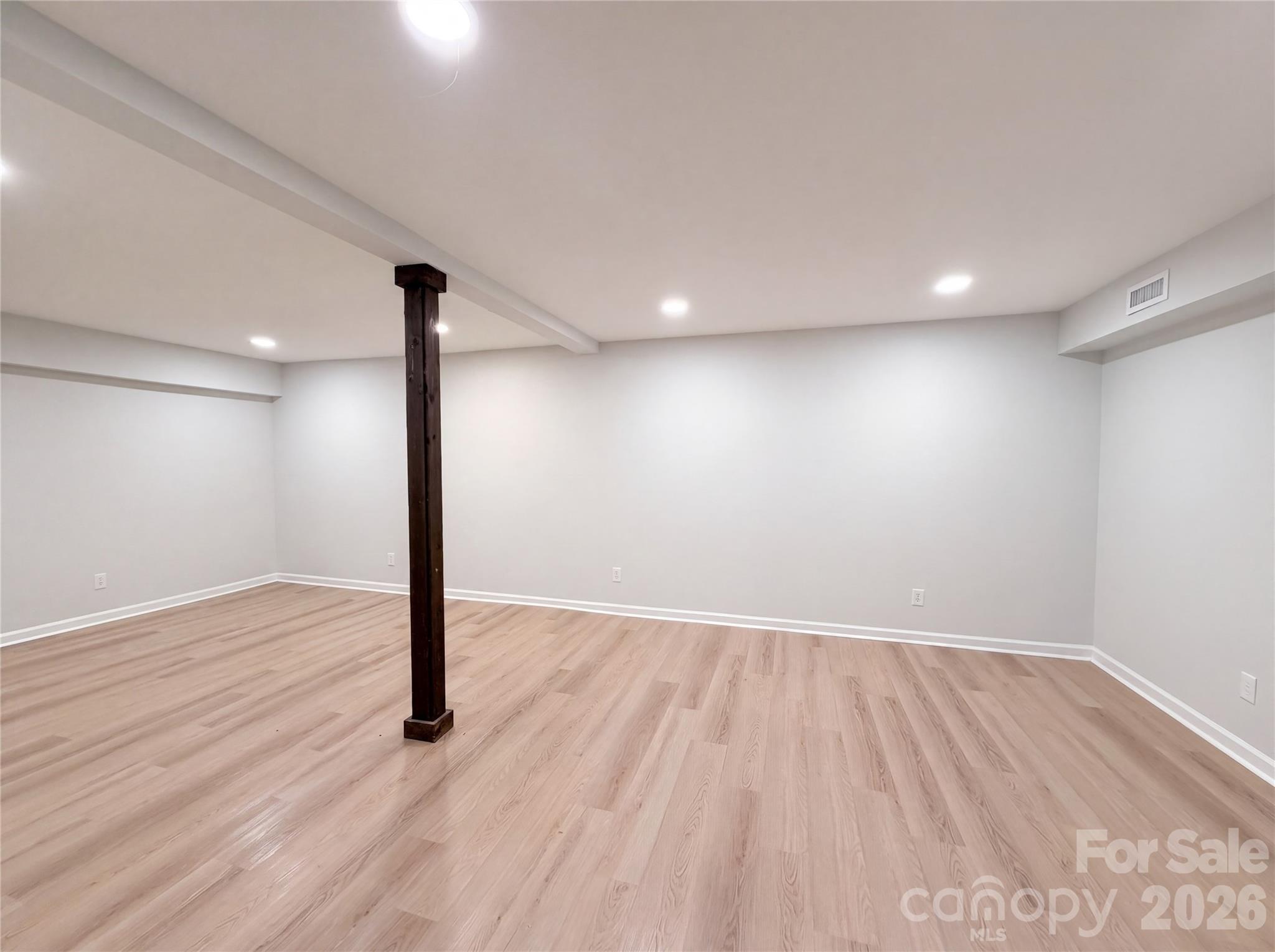 Single Family Residence at 609 Ginger Drive, Kings Mountain, photo 12 of 15