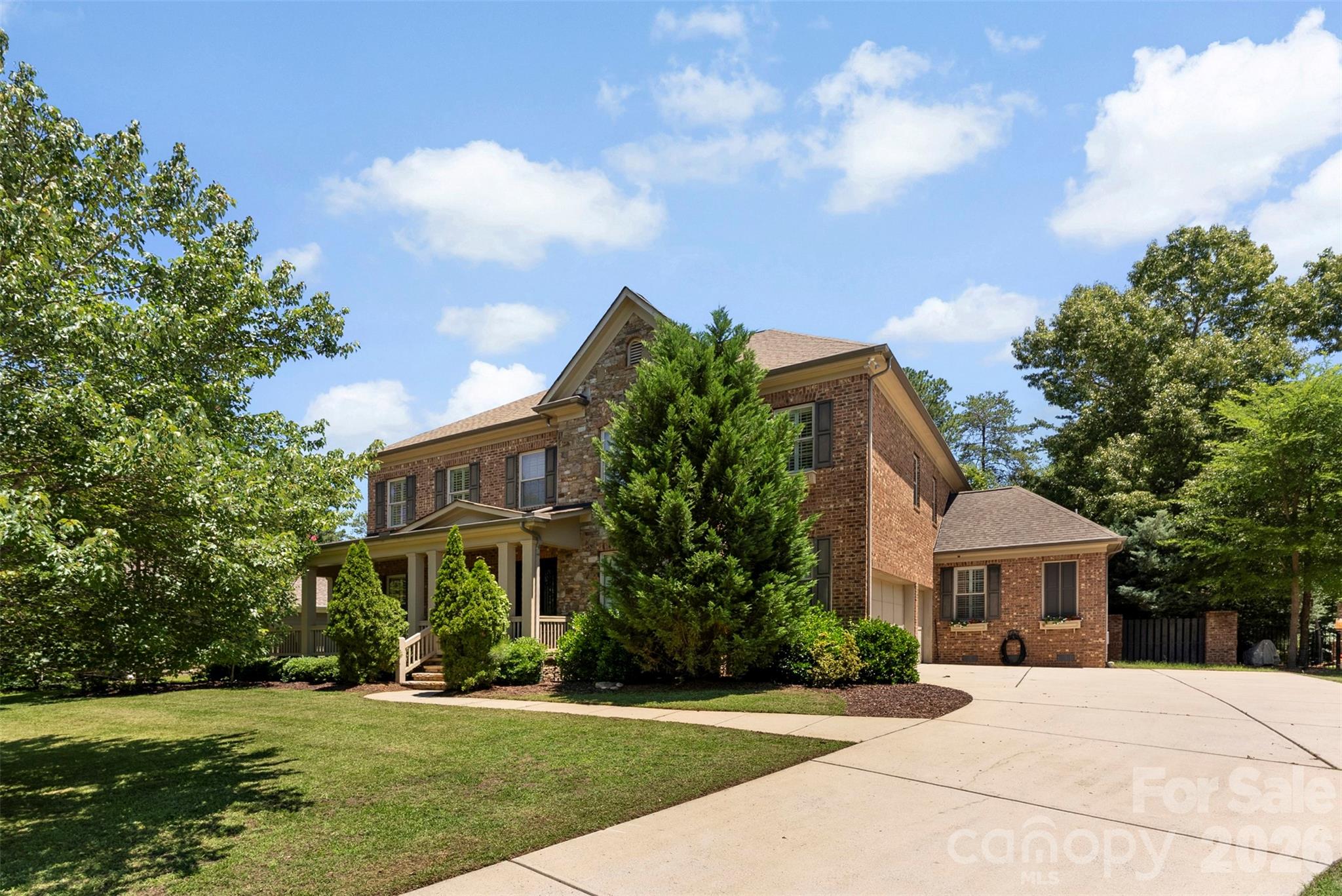 3 car garage - 3411 Stags Leap Way, York
