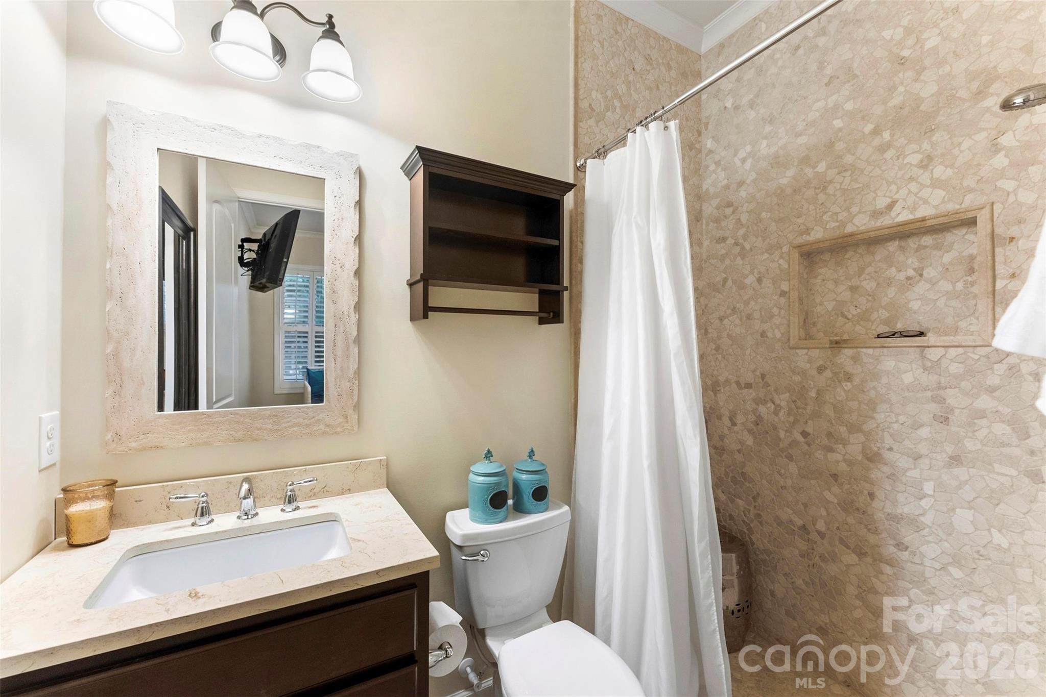 First floor full bathroom - 3411 Stags Leap Way, York