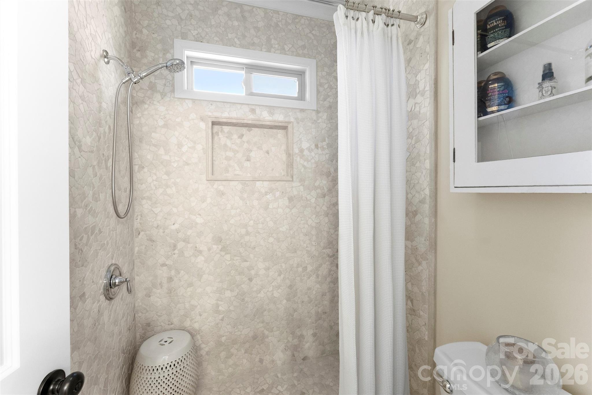 Single Family Residence at 3411 Stags Leap Way, York, photo 37 of 39