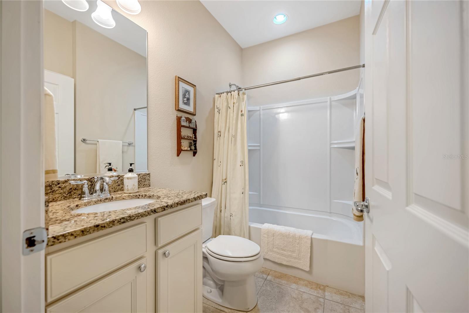 Single Family Residence at 9145 SW 70TH LOOP, OCALA, photo 7 of 45