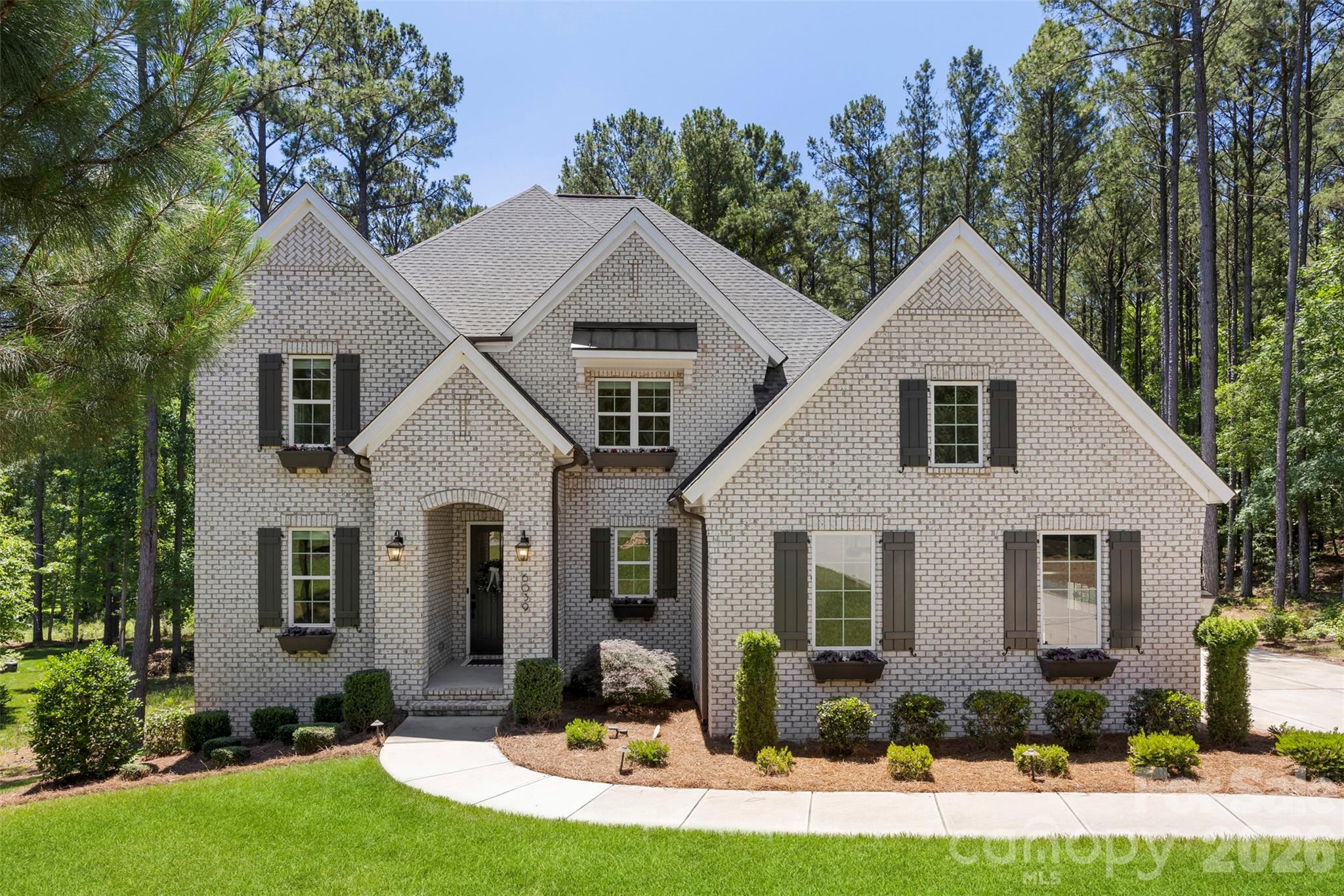 6039 Chimney Bluff Road