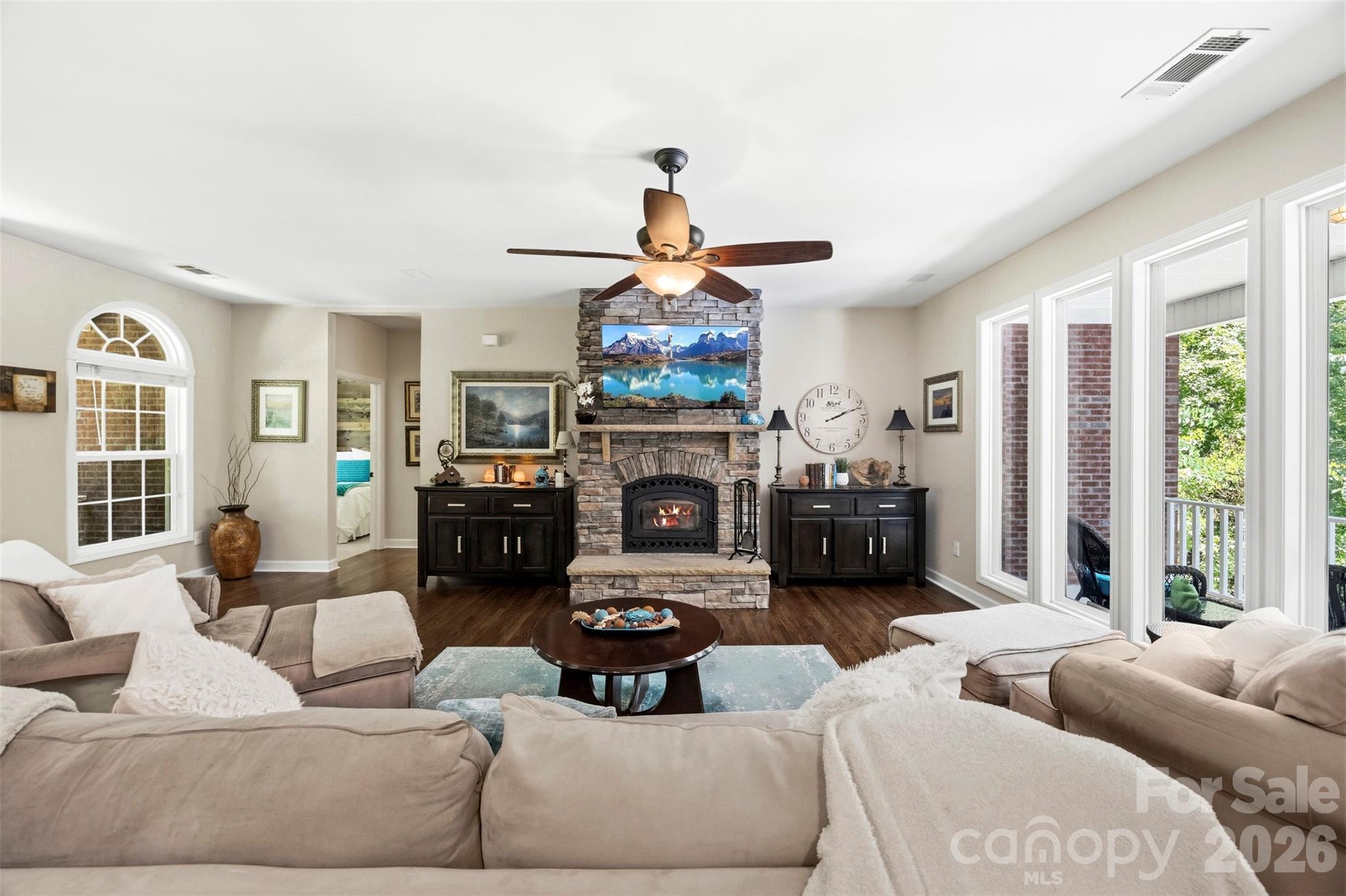 Single Family Residence at 4073 MCconnells Highway, Rock Hill, photo 9 of 47