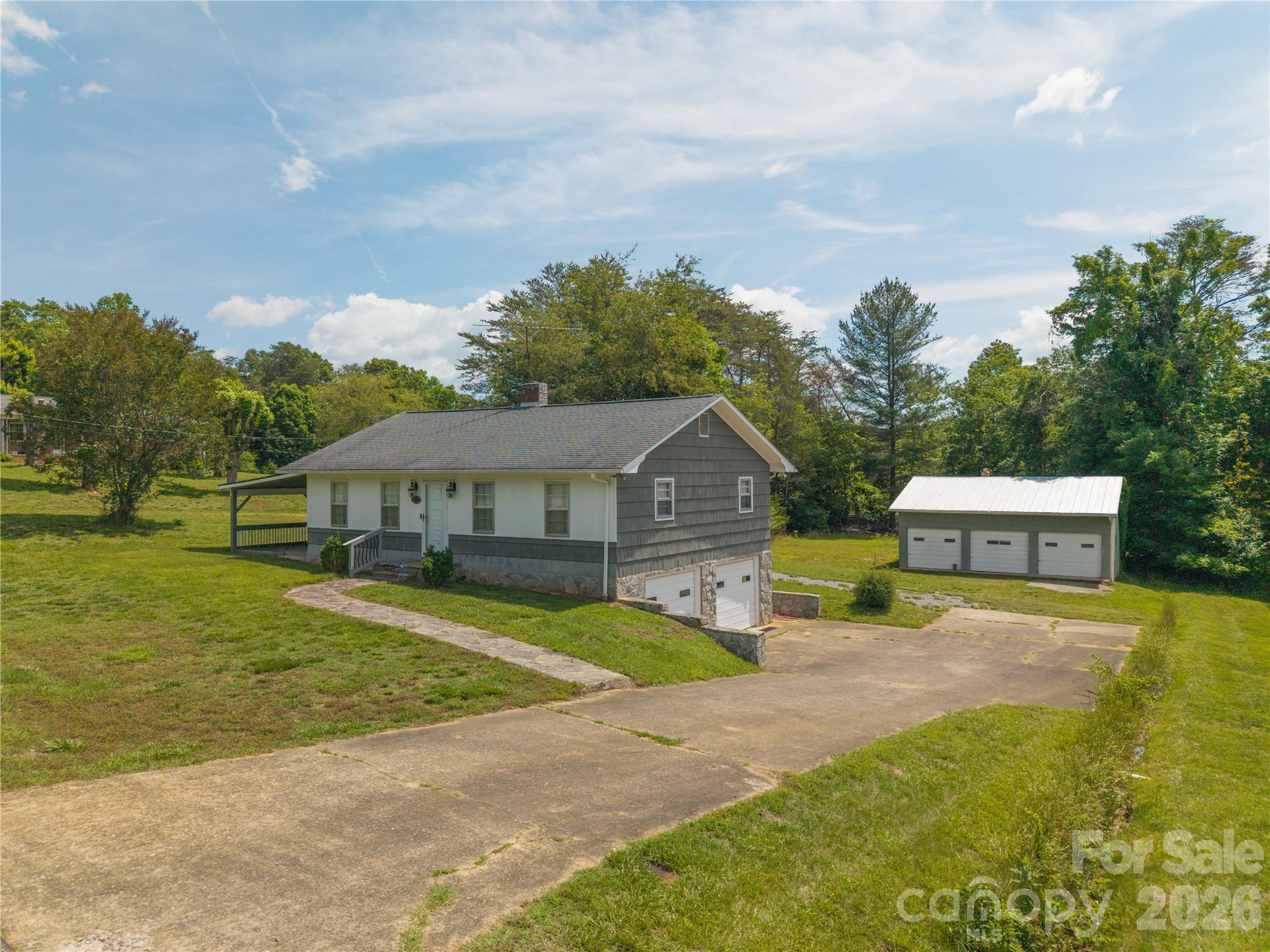 Single Family Residence at 122 Whitley Road, Morganton, photo 2 of 30