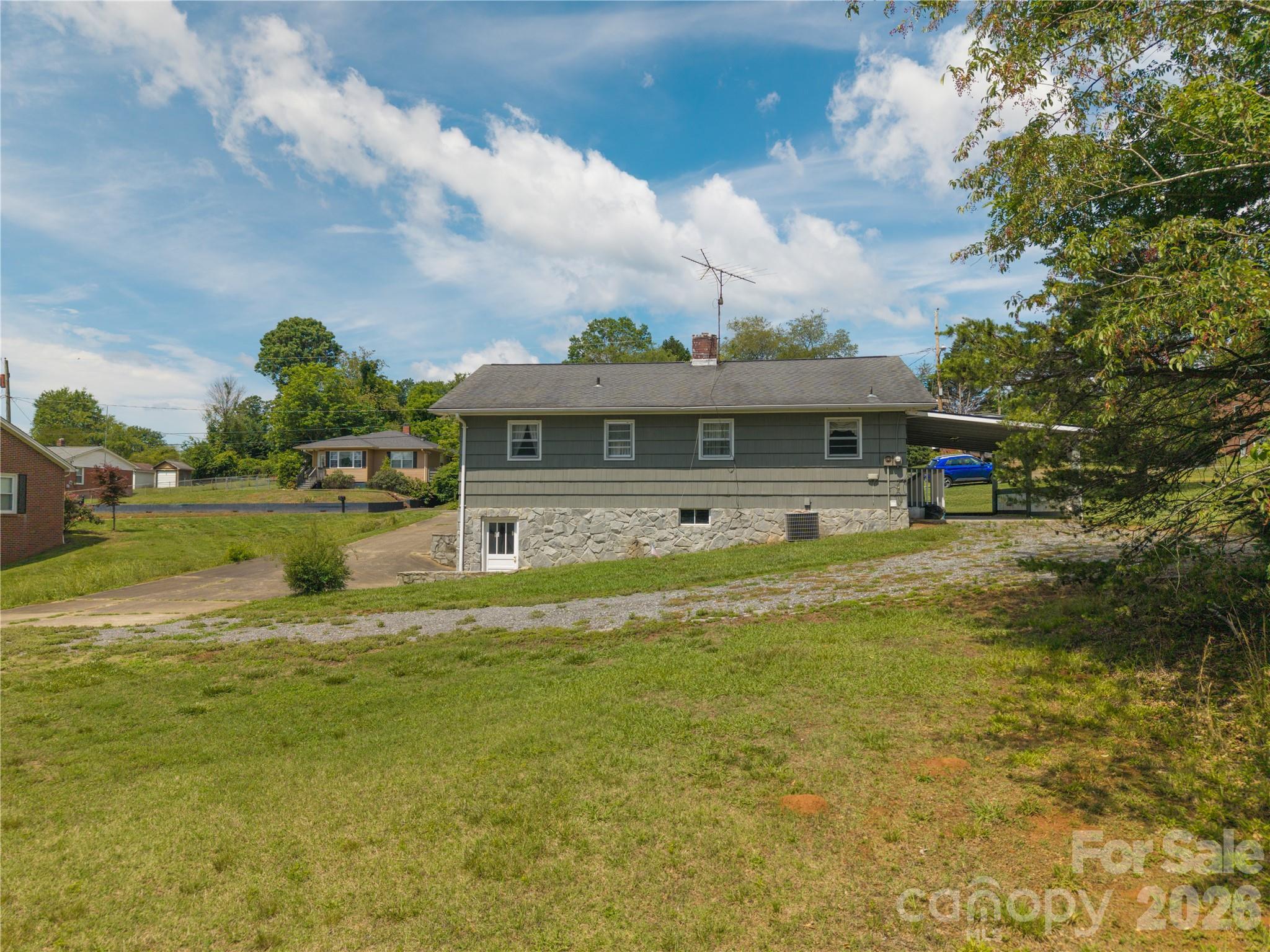 Single Family Residence at 122 Whitley Road, Morganton, photo 7 of 30