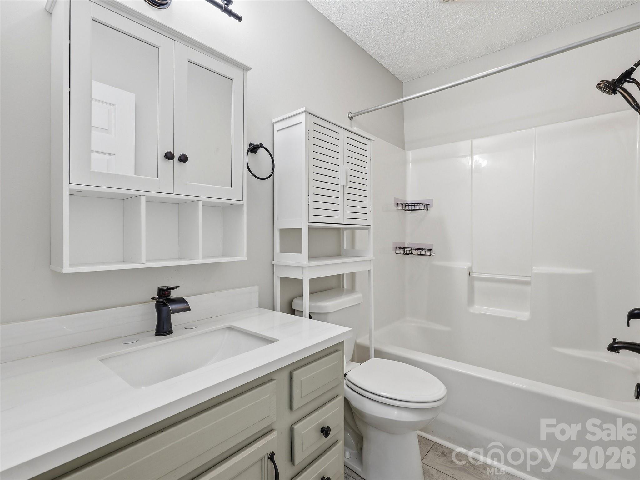 Condominium at 42 Queen Road, Candler, photo 17 of 39