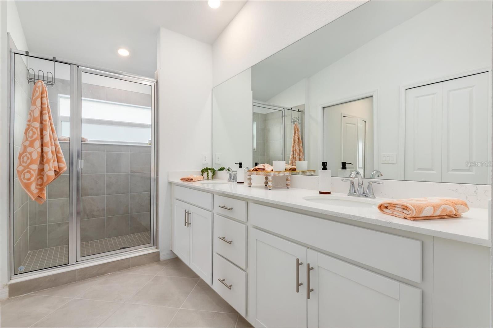 Primary Bath w/ Tile Shower and Dual Sinks - 12550 GALAPAGOS CT #208, VENICE