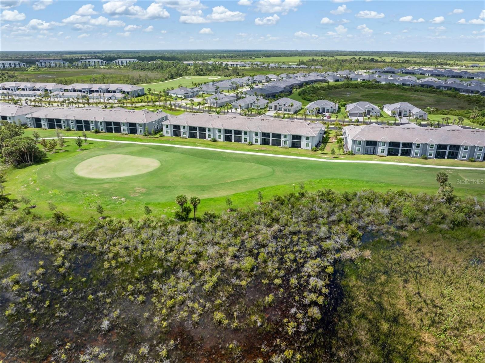 Private and Serene - 12550 GALAPAGOS CT #208, VENICE