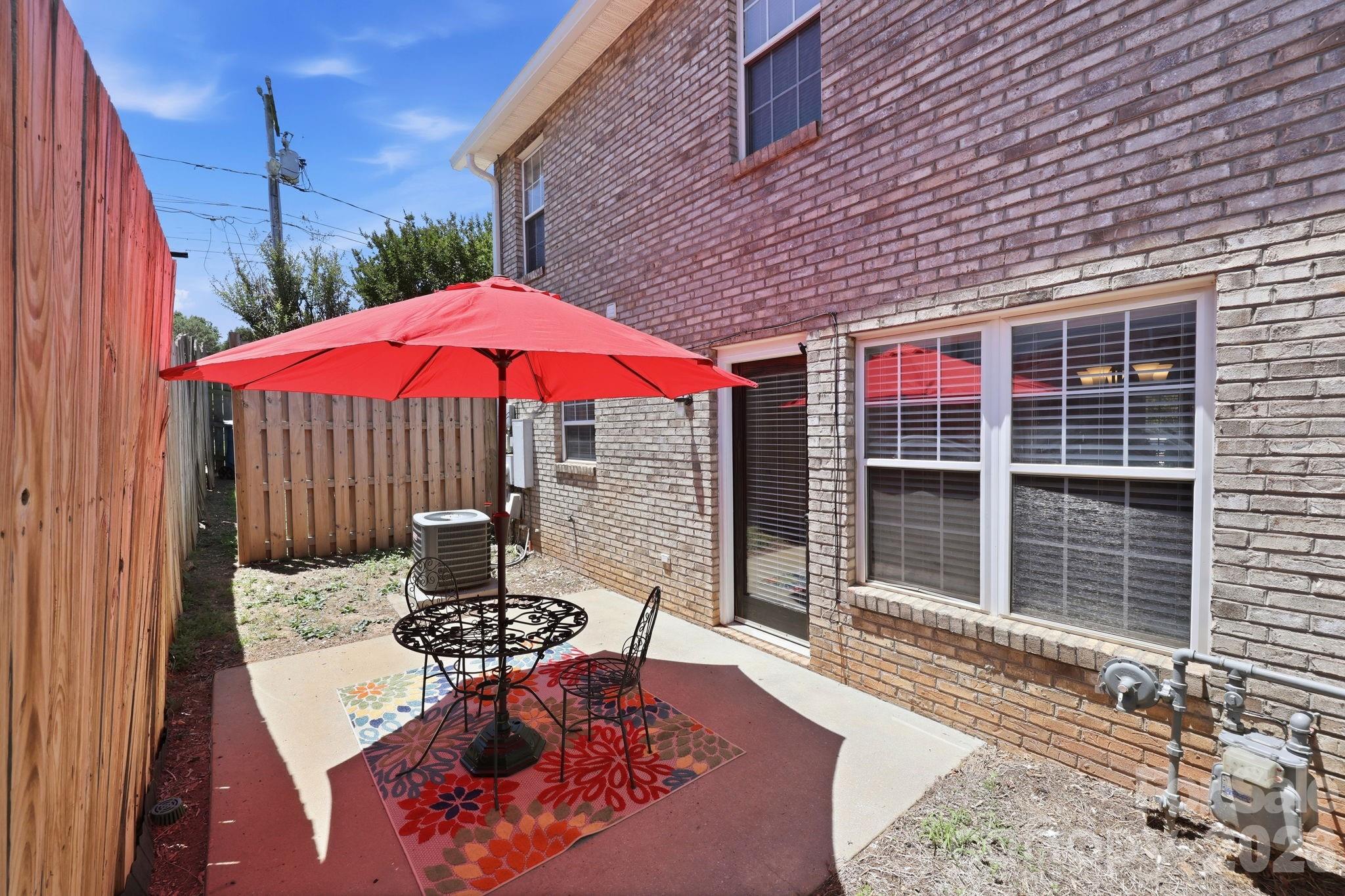 Townhouse at 806 Maupin Avenue, Salisbury, photo 14 of 46