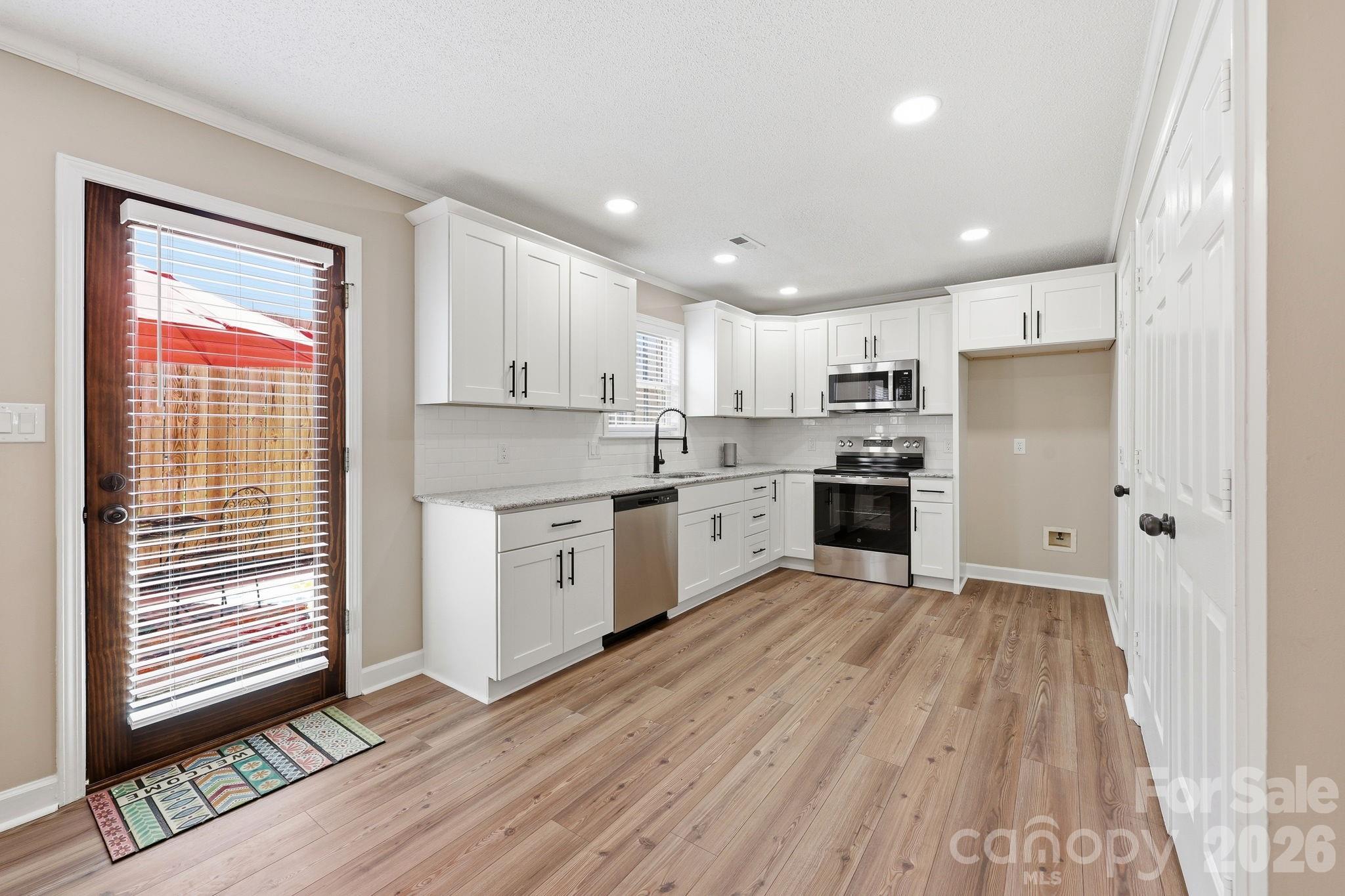 Townhouse at 806 Maupin Avenue, Salisbury, photo 28 of 46