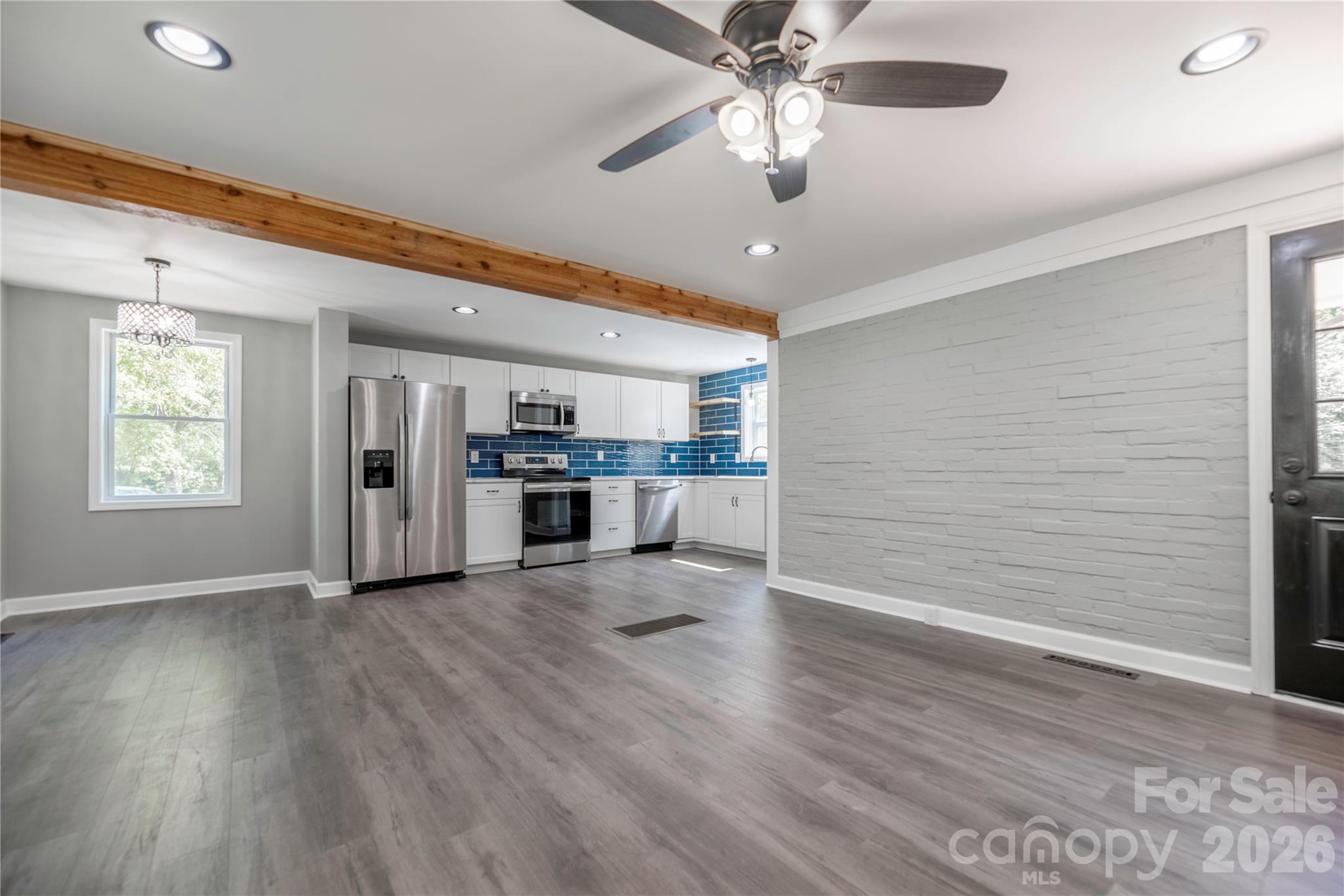 Single Family Residence at 404 Dogwood Lane, Statesville, photo 13 of 32