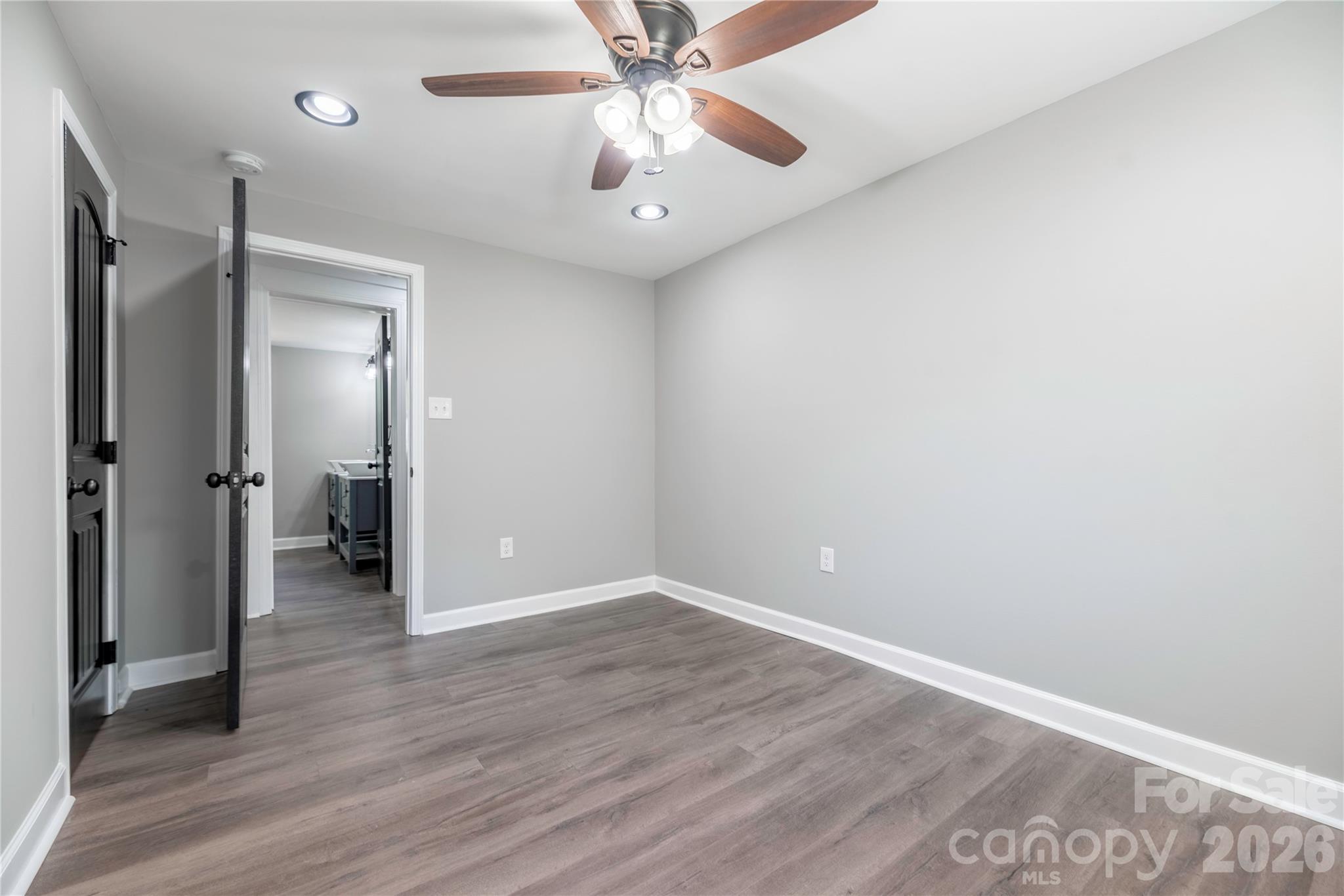 Single Family Residence at 404 Dogwood Lane, Statesville, photo 21 of 32