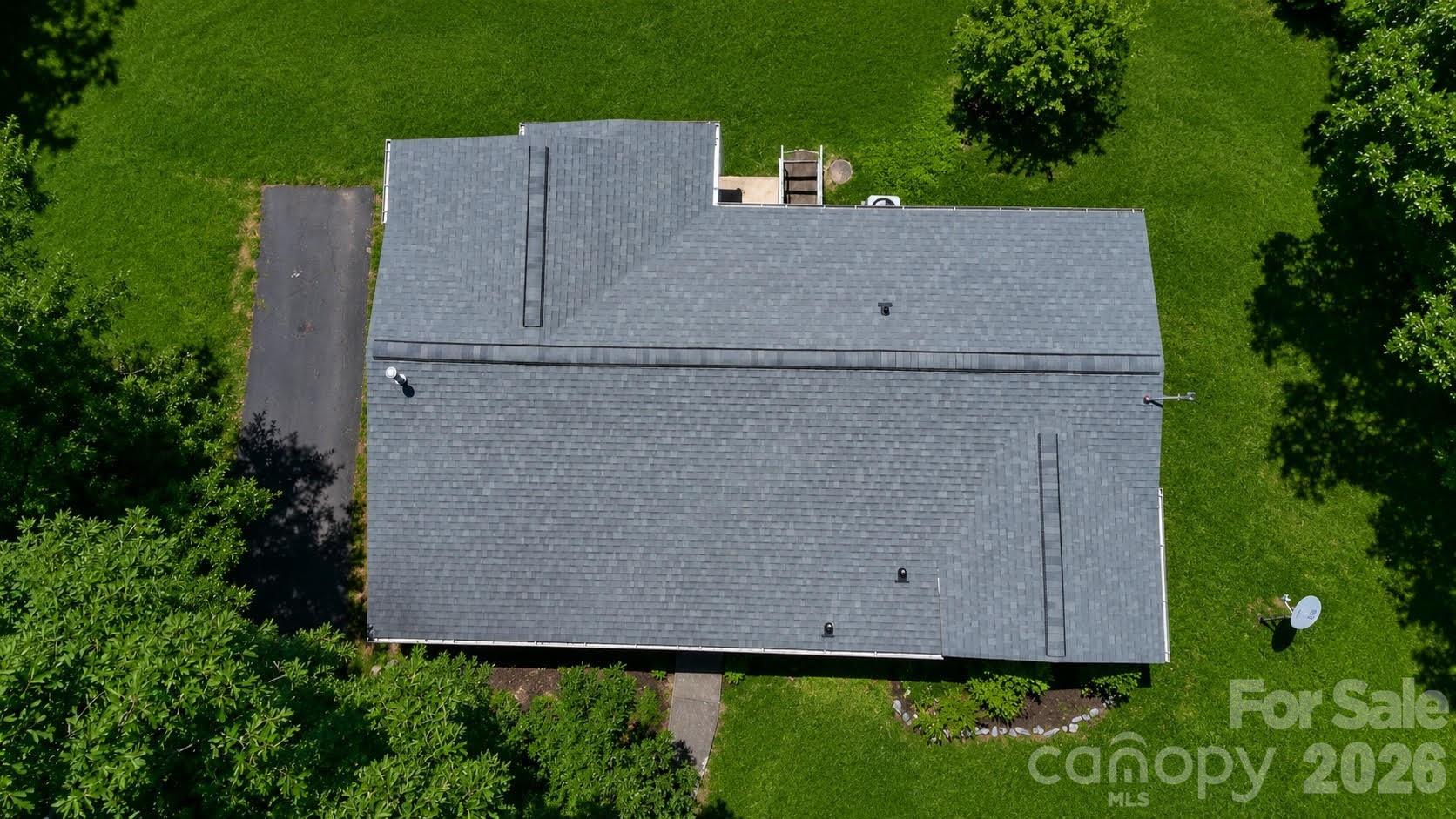 Single Family Residence at 404 Dogwood Lane, Statesville, photo 28 of 32