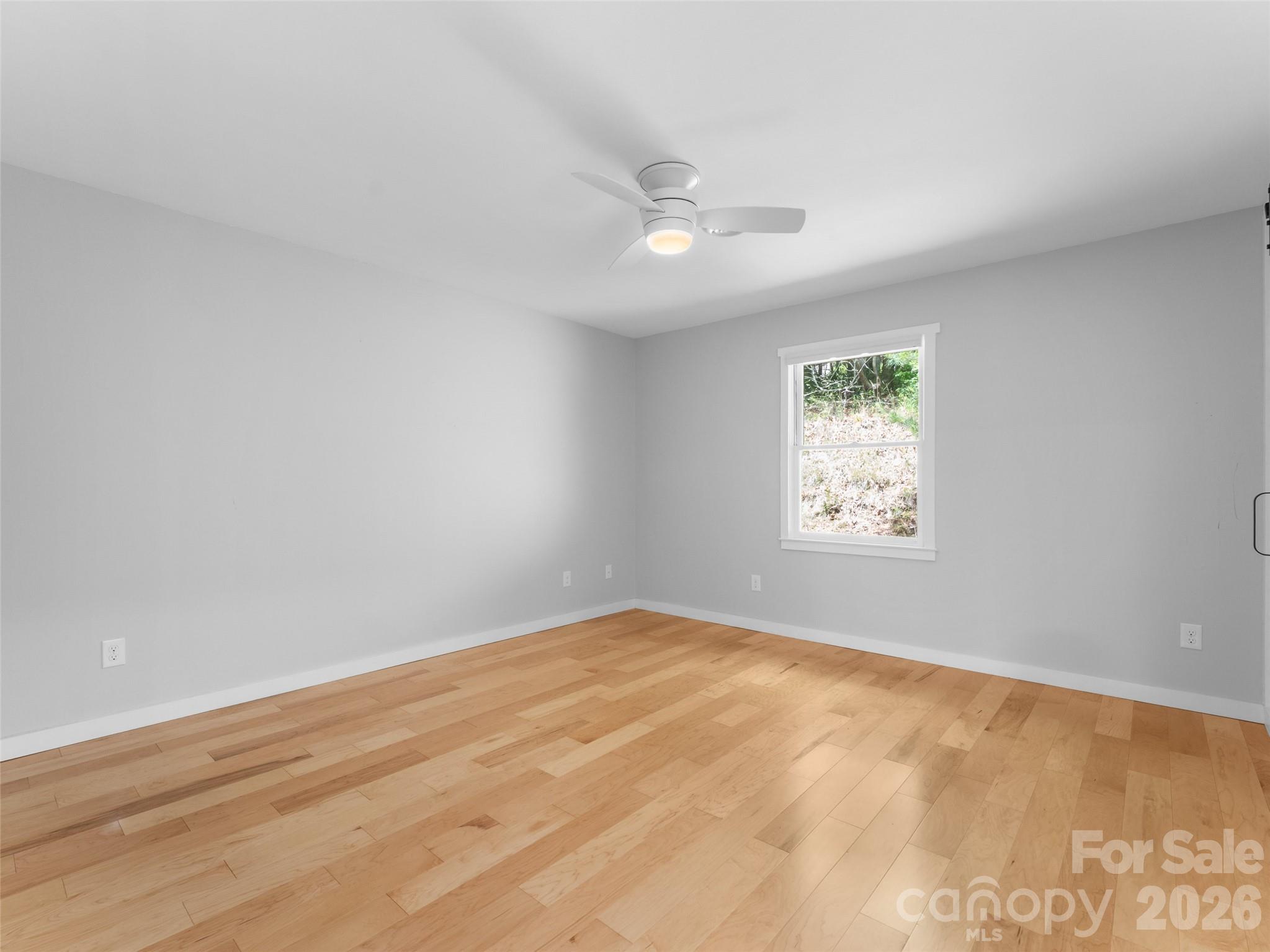 Single Family Residence at 90 Cheestoonaya Way, Brevard, photo 19 of 31