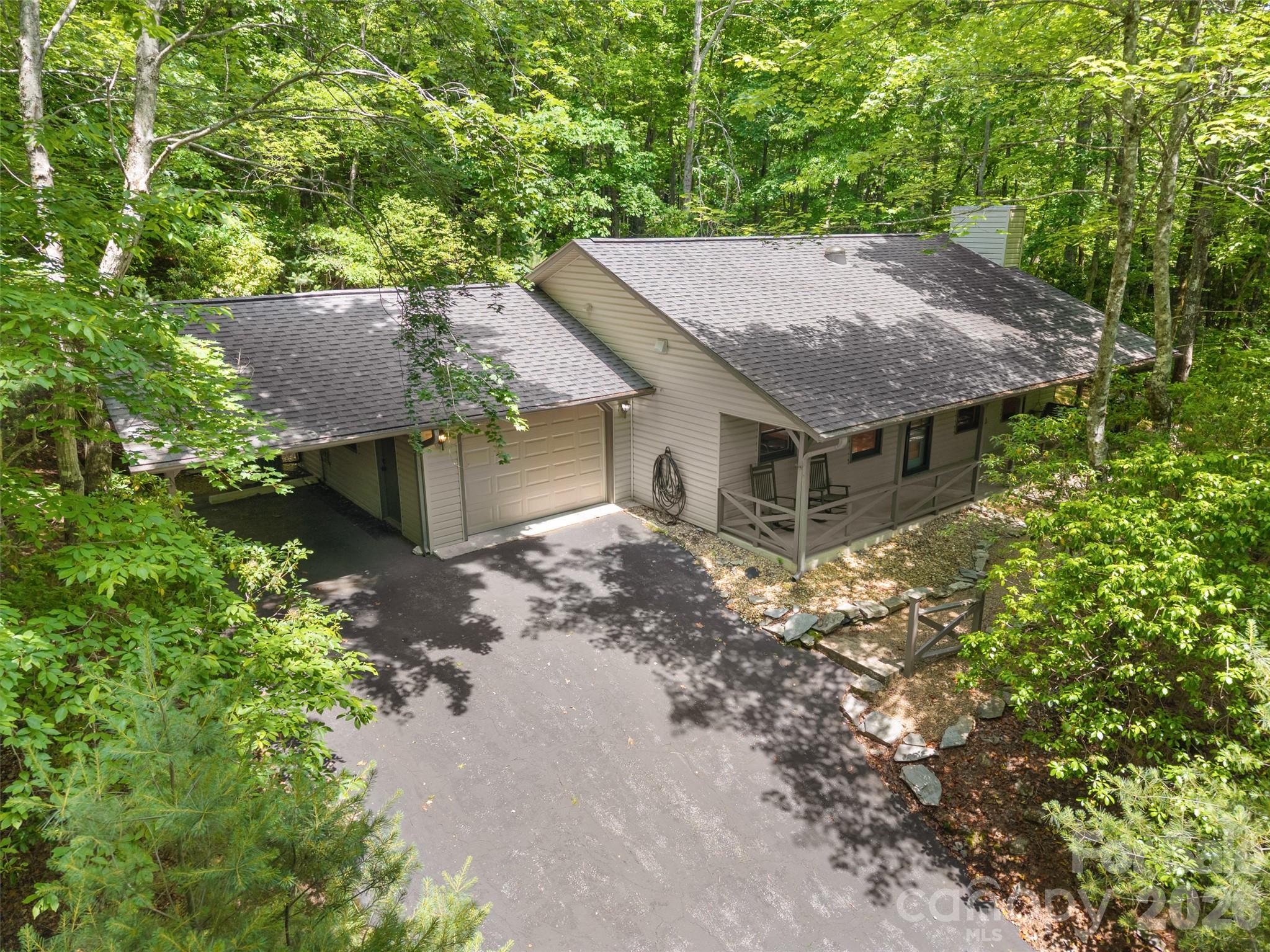 Single Family Residence at 90 Cheestoonaya Way, Brevard, photo 28 of 31