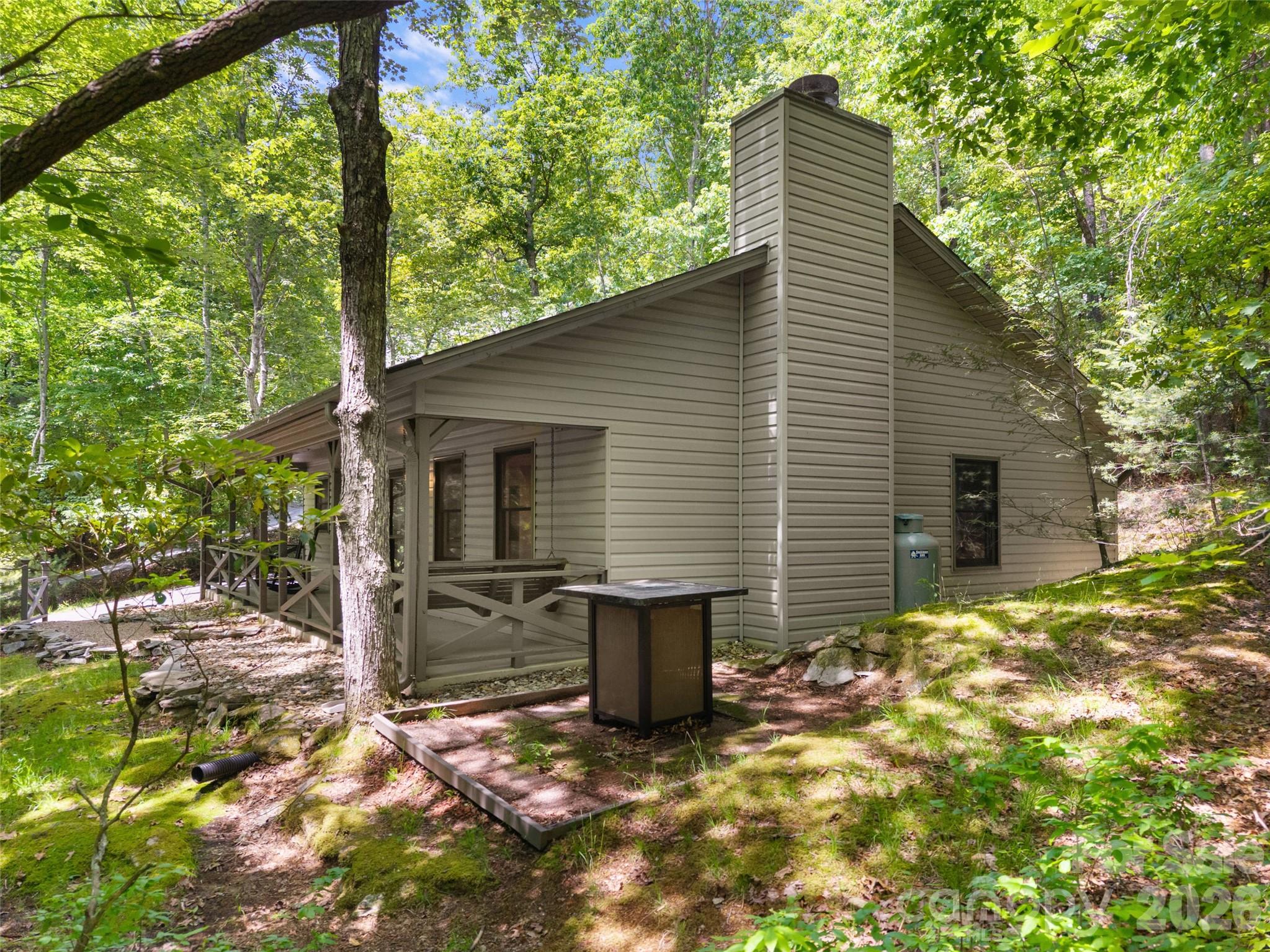 Single Family Residence at 90 Cheestoonaya Way, Brevard, photo 29 of 31
