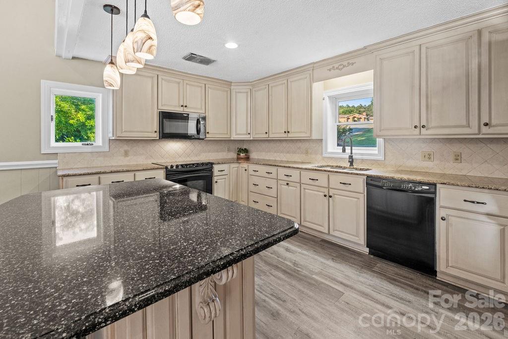 Single Family Residence at 47209 Paradise Lane, Norwood, photo 12 of 46