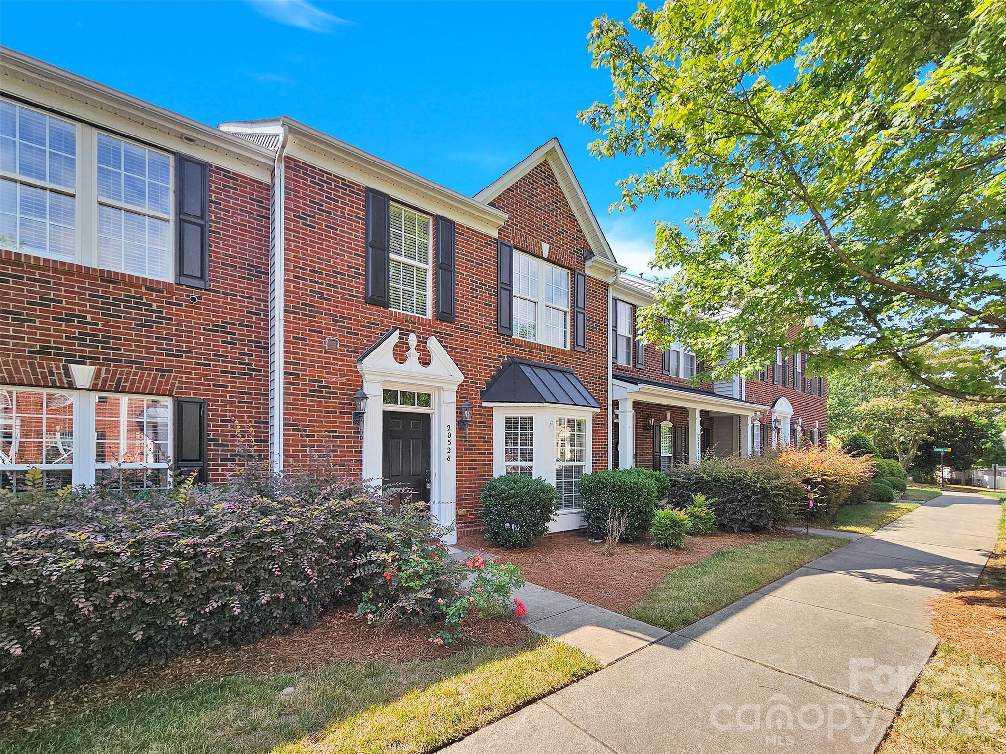 Townhouse at 20528 Harbor View Drive, Cornelius, photo 2 of 44