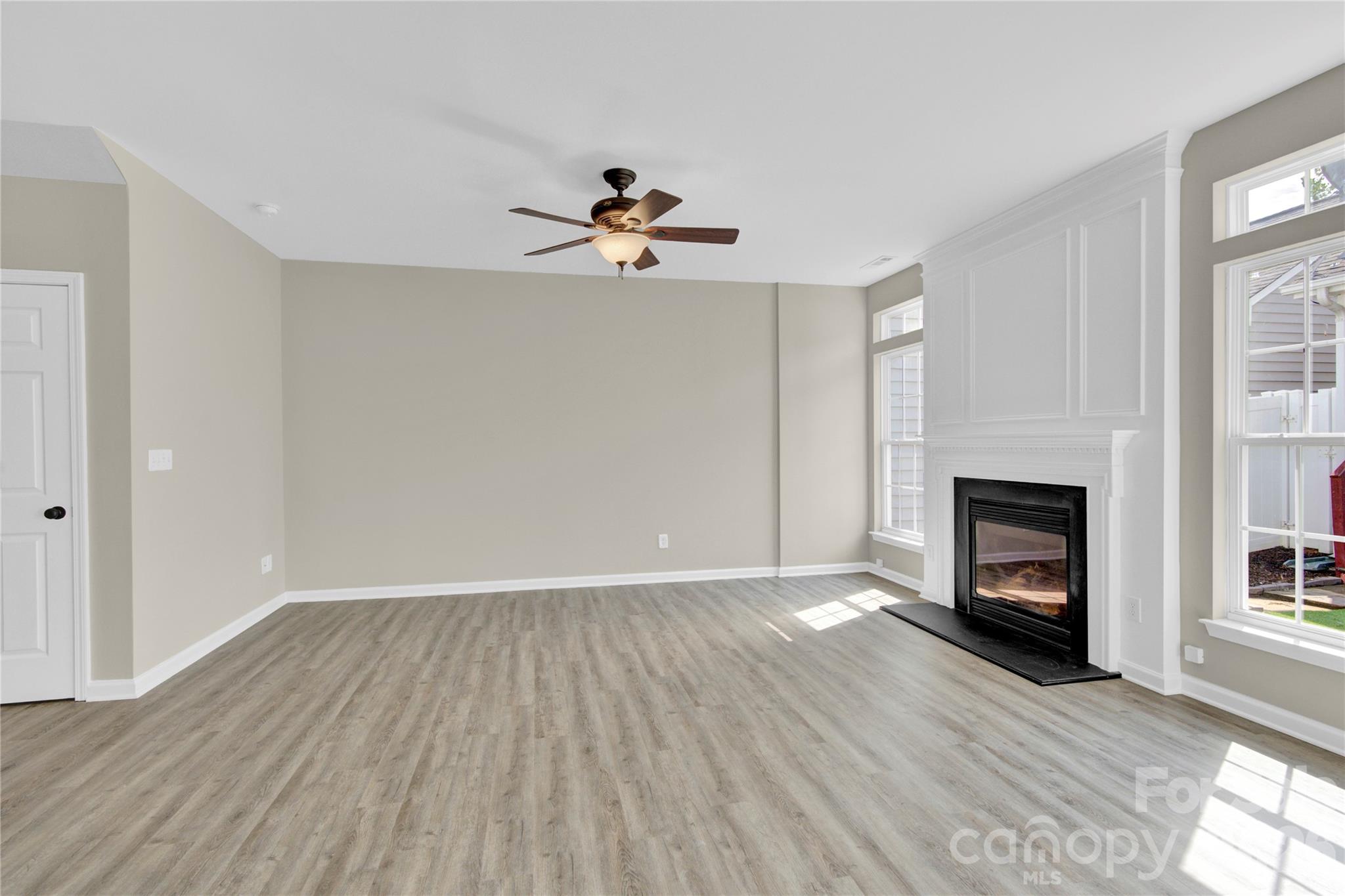 Townhouse at 20528 Harbor View Drive, Cornelius, photo 17 of 44